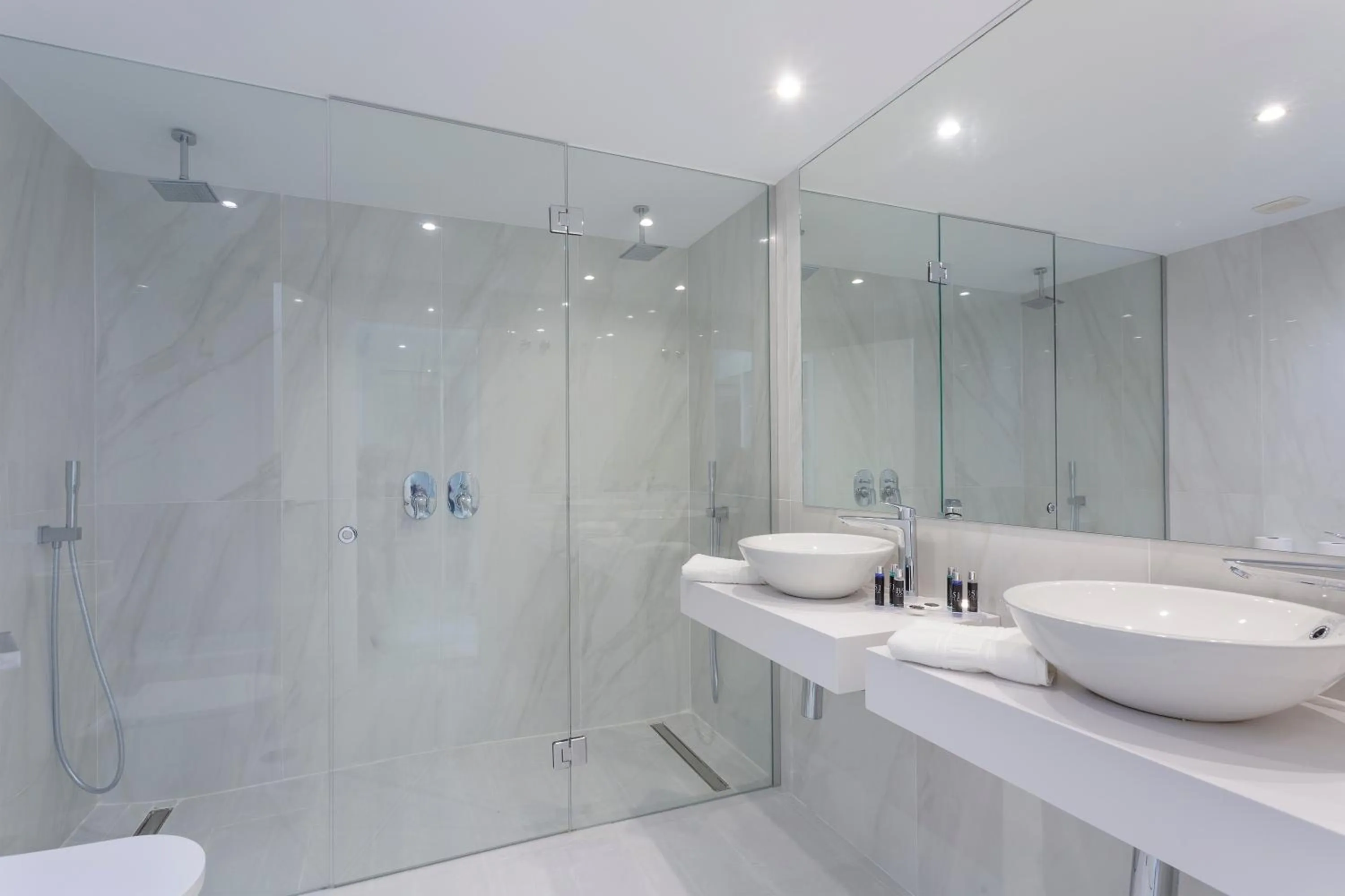 Bathroom in B51 Executive Flats Marbella