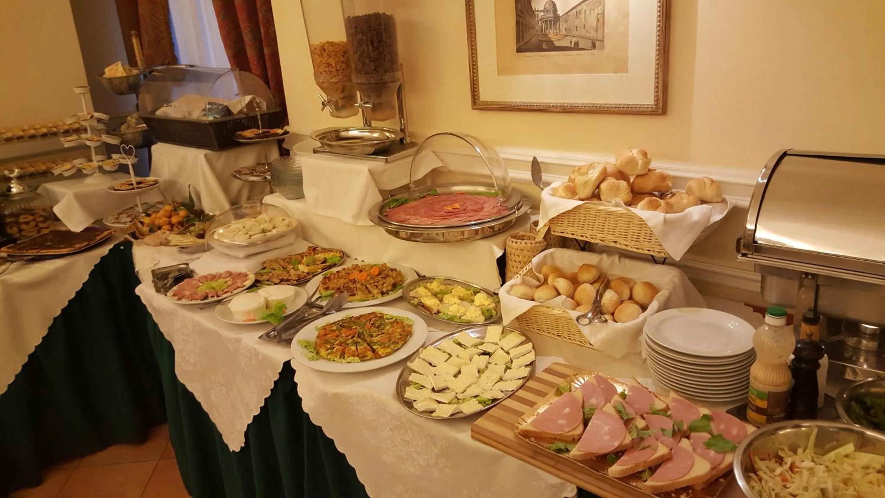 Breakfast in Relais Hotel Antico Palazzo Rospigliosi