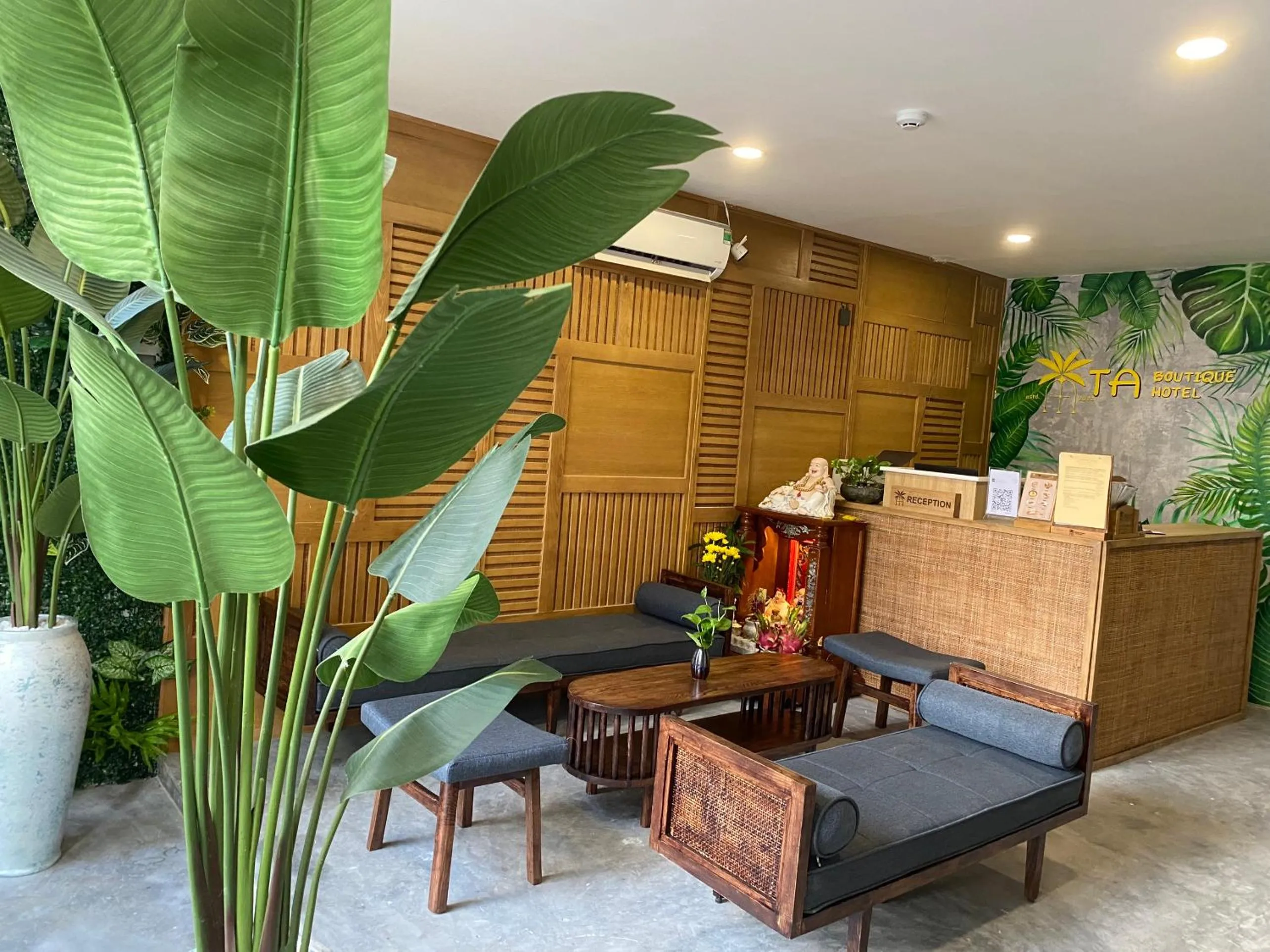 Communal lounge/ TV room in TA Danang Boutique Hotel