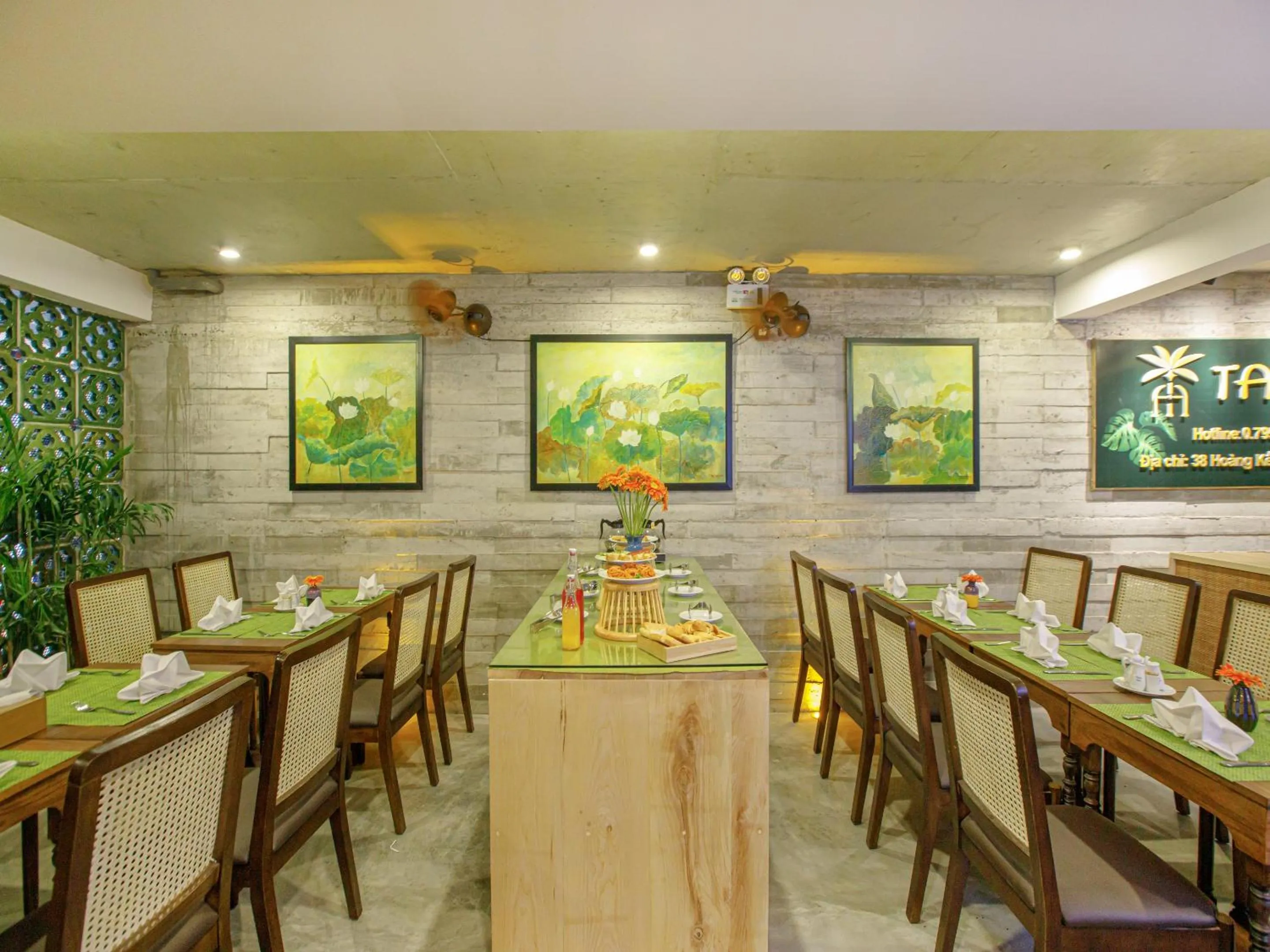 Restaurant/places to eat in TA Danang Boutique Hotel