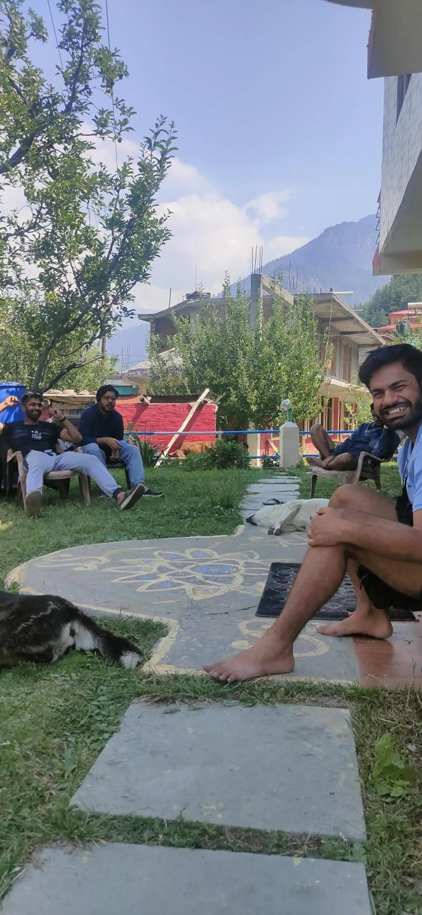 Spring in indian backpackers hostel