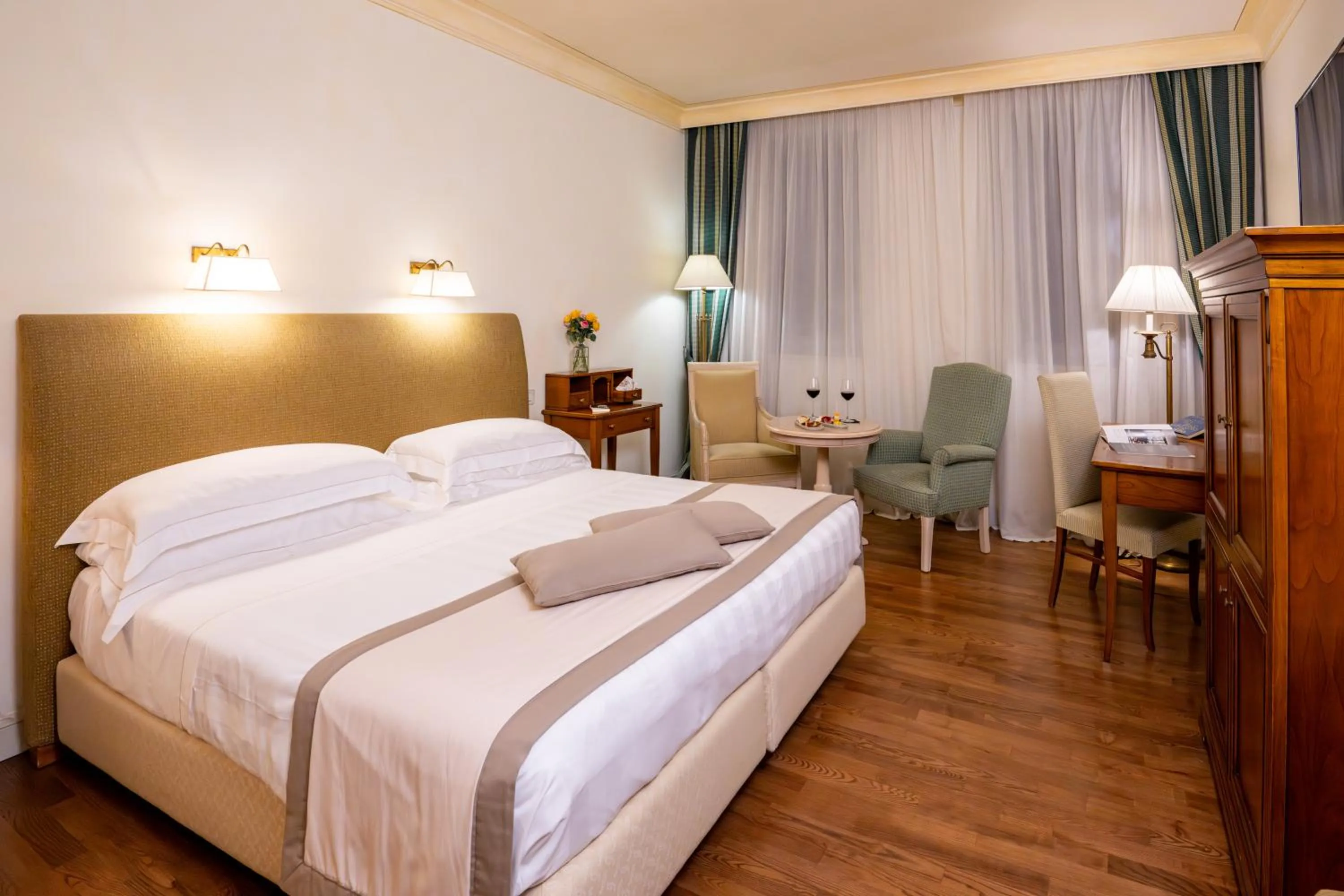 Bedroom, Bed in Posta Donini 1579 - UNA Esperienze