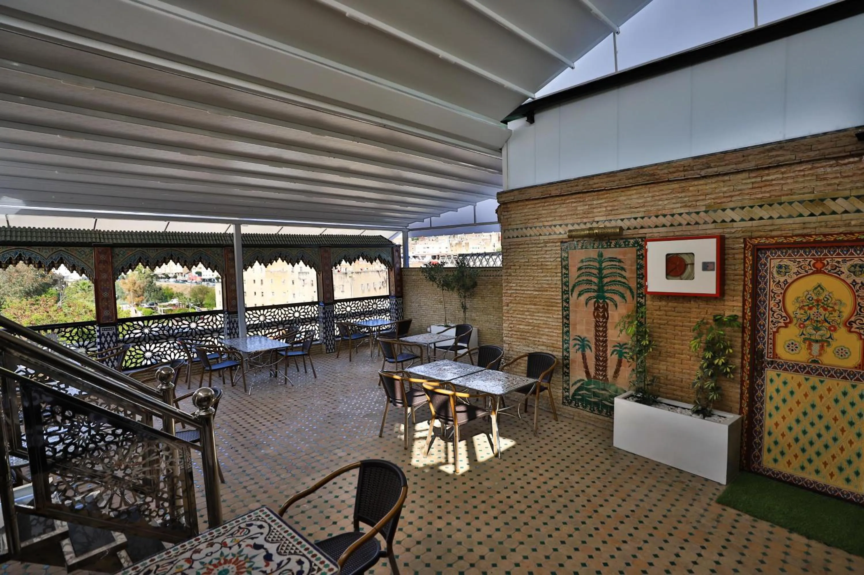 Restaurant/places to eat in Hotel & Ryad DALILA