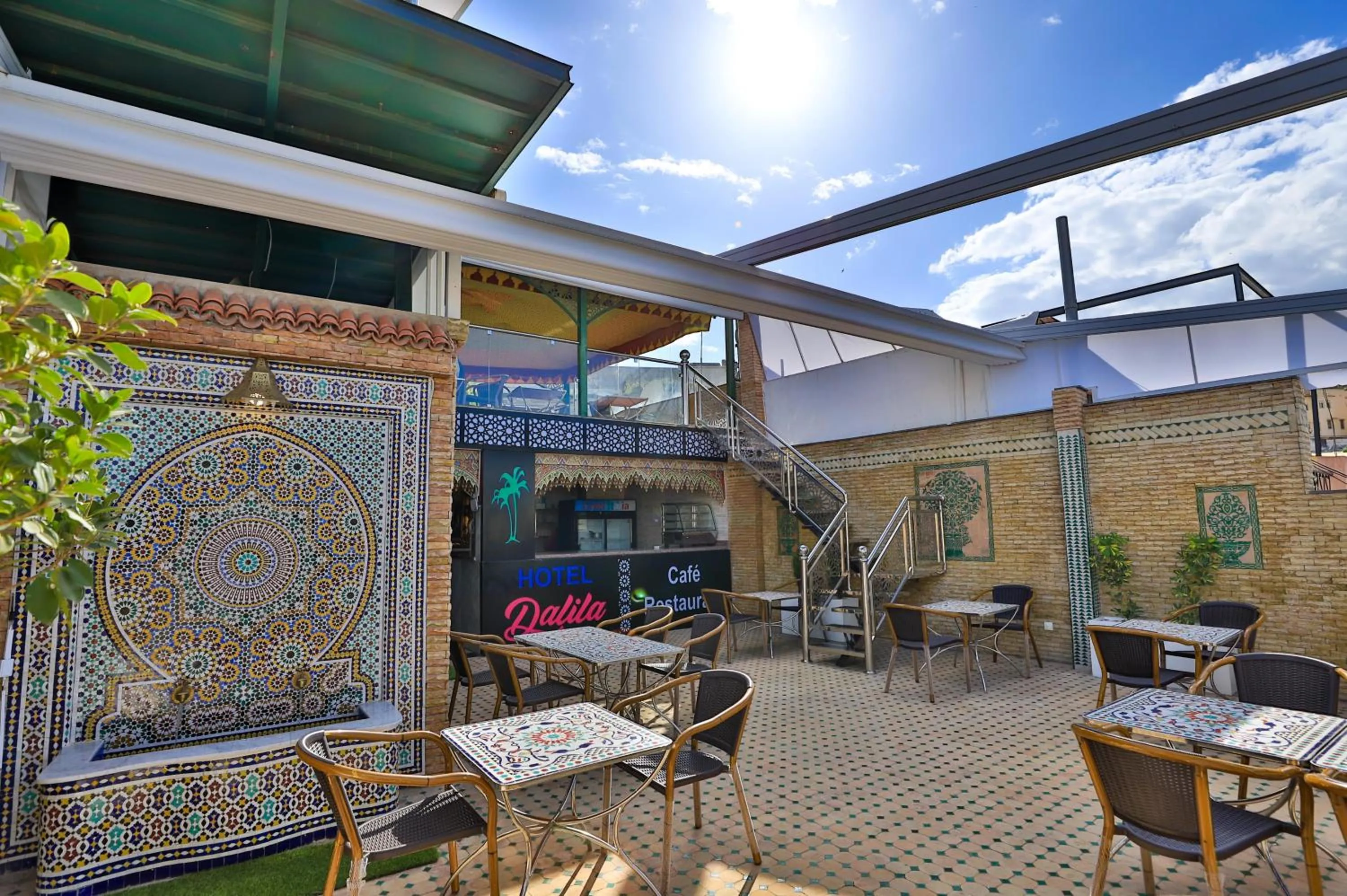 Restaurant/places to eat in Hotel & Ryad DALILA