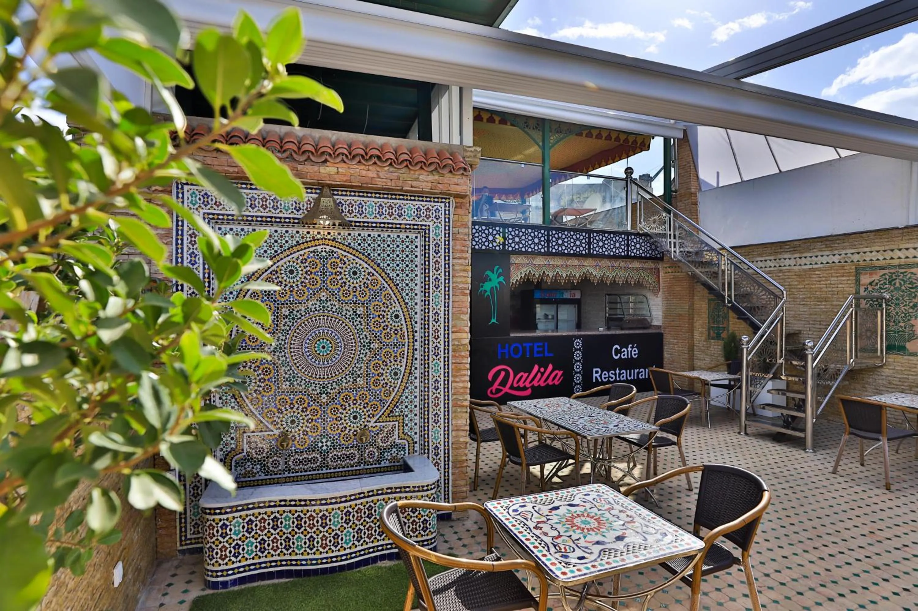 Restaurant/places to eat in Hotel & Ryad DALILA