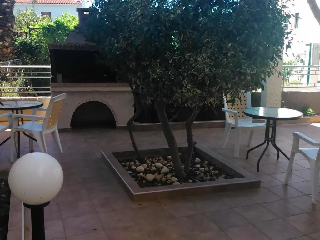 BBQ facilities in Fotula Studios