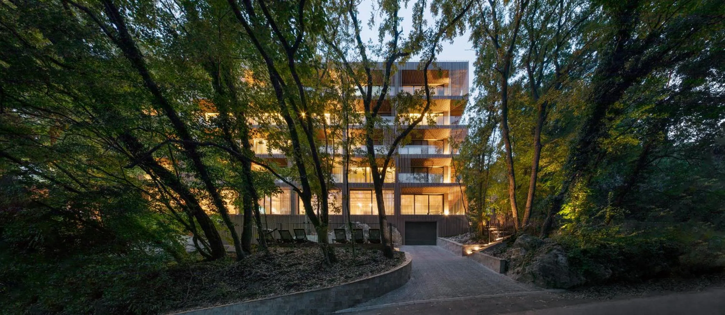 Property building in Umani Hotel - Free Beach - Free Parking