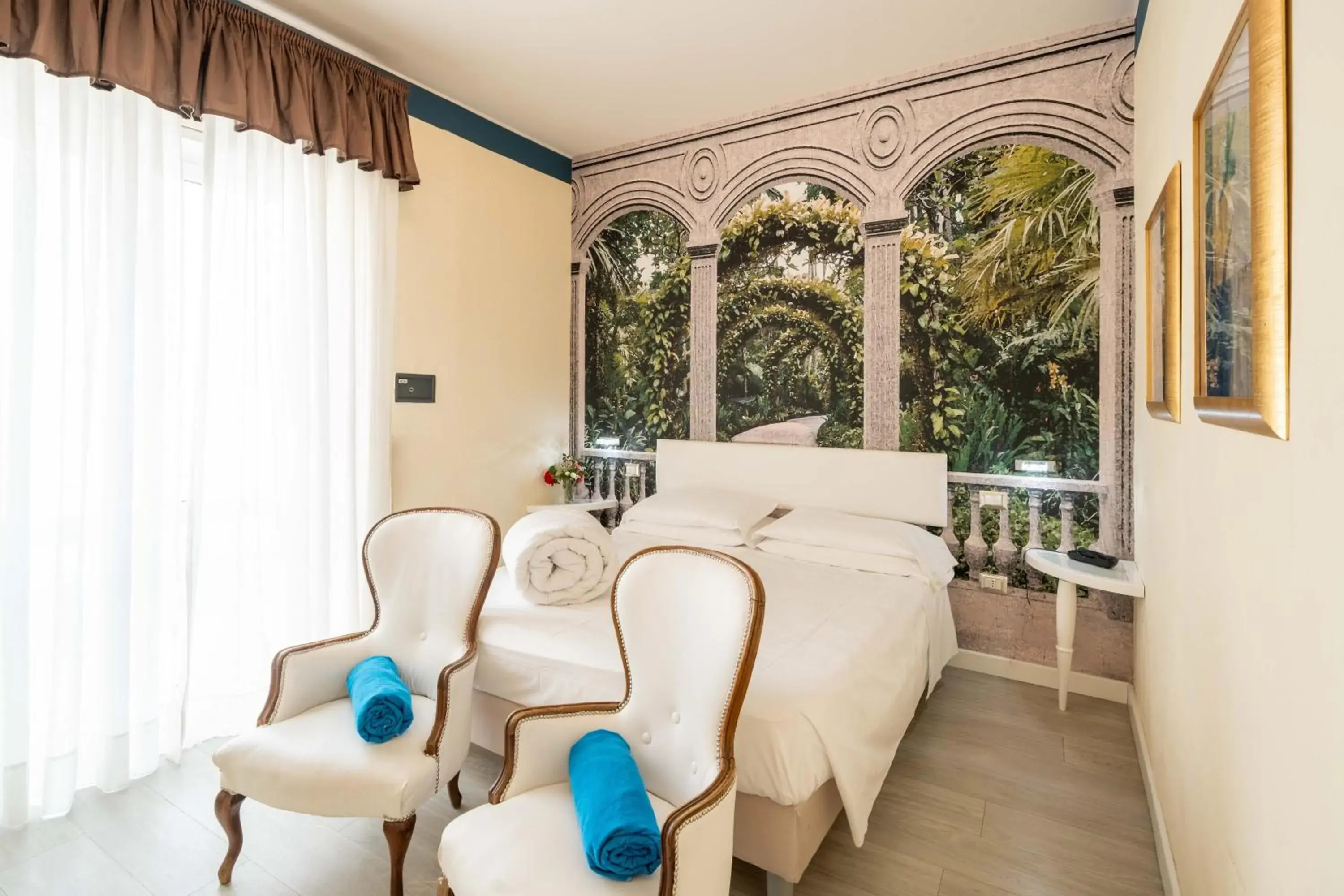 Superior Double or Twin Room in Hotel Manzoni Wellness&Spa Superior Double or Twin Room in Hotel Manzoni Wellness&Spa