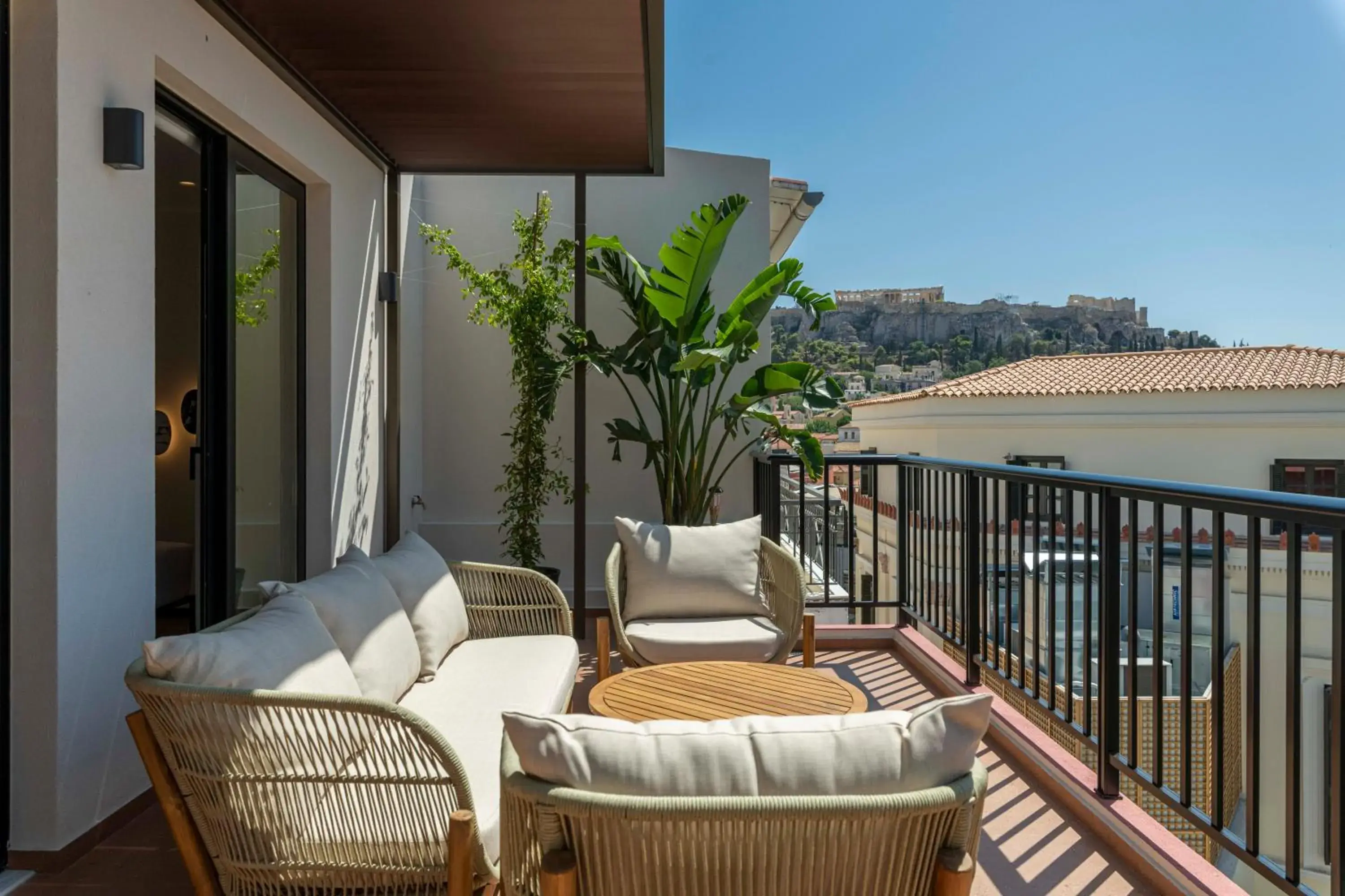 Deluxe Suite with Acropolis View in PAREA Athens Deluxe Suite with Acropolis View in PAREA Athens