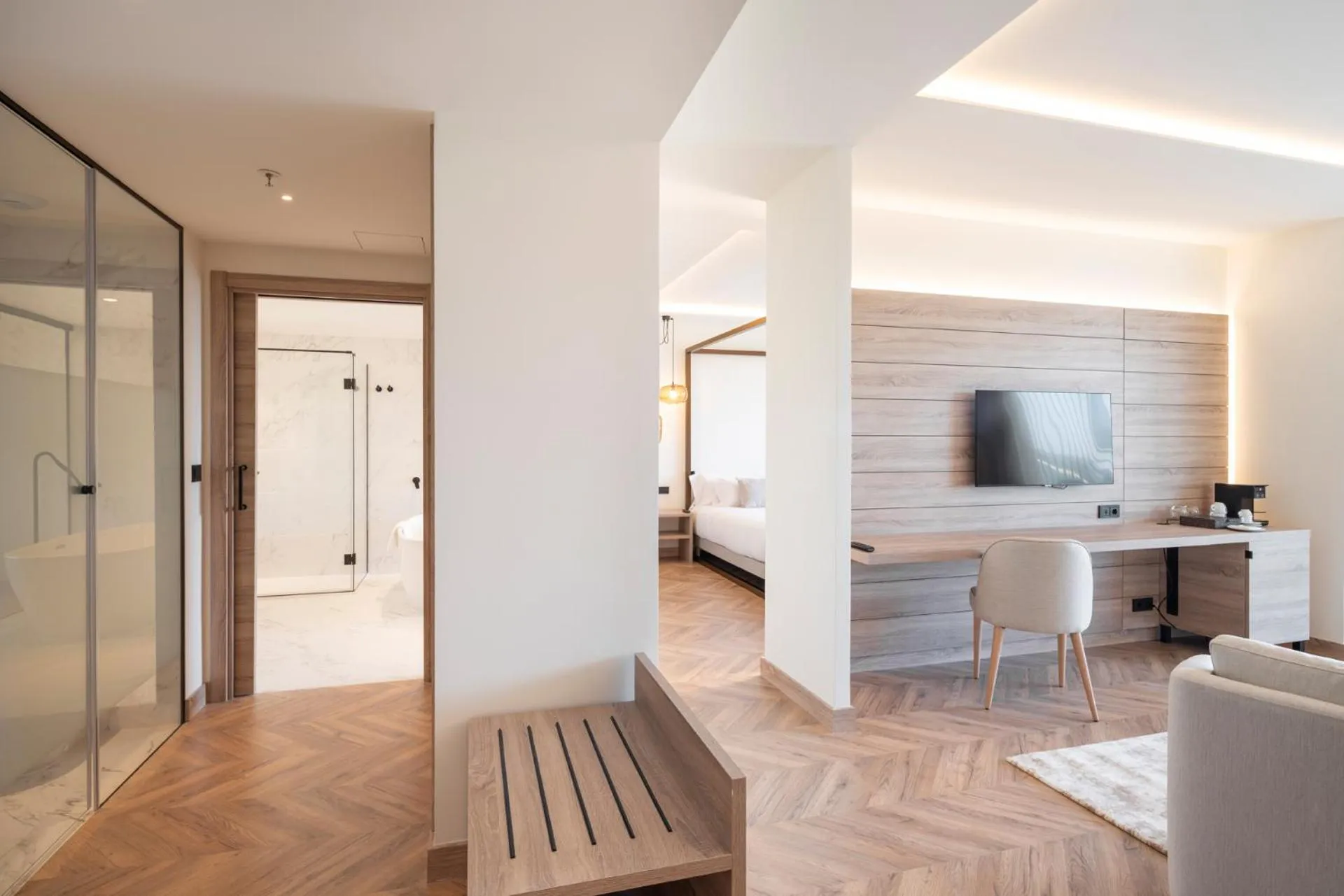 Attica21 Vigo 4 Superior