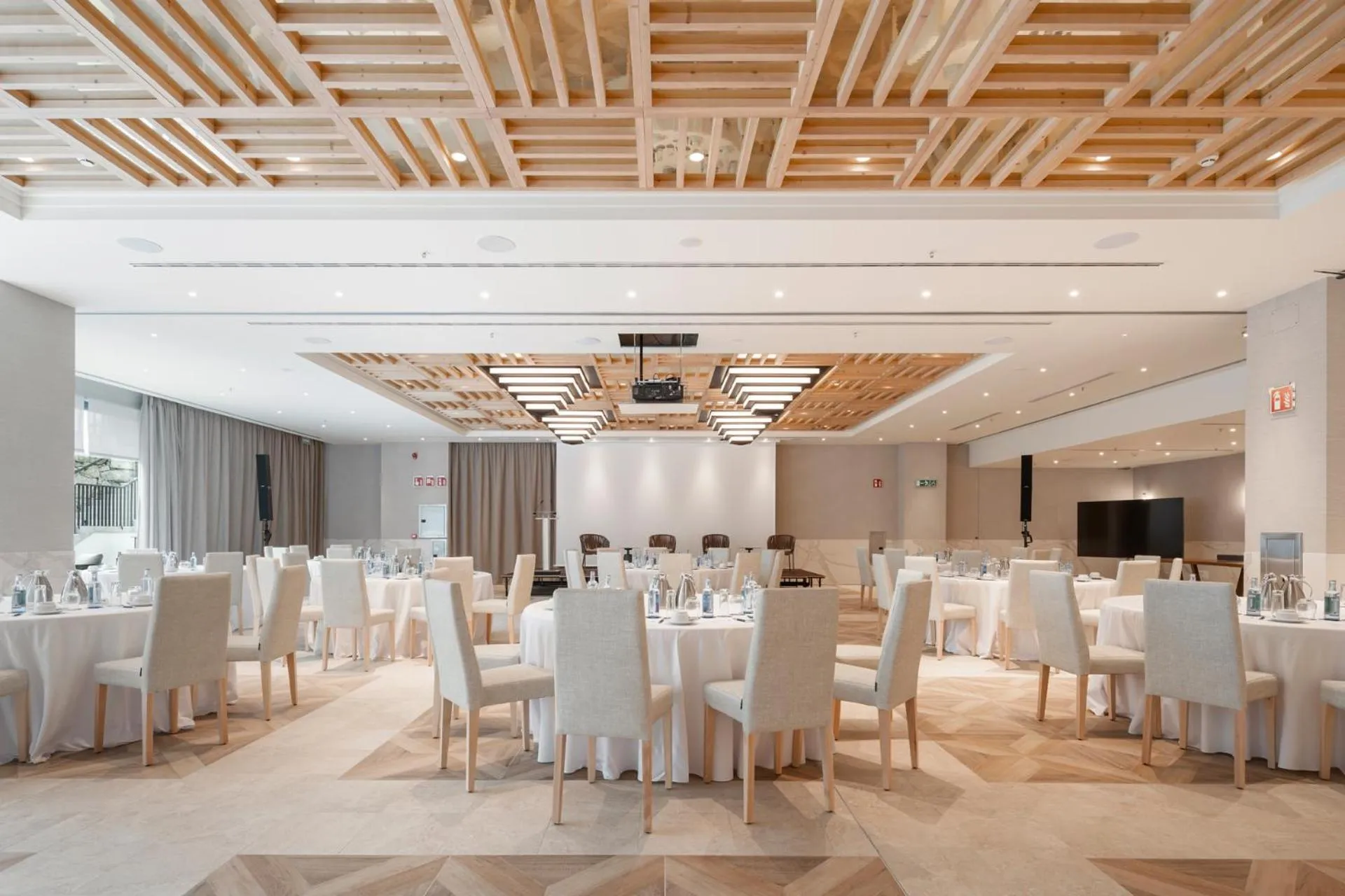 Attica21 Vigo 4 Superior