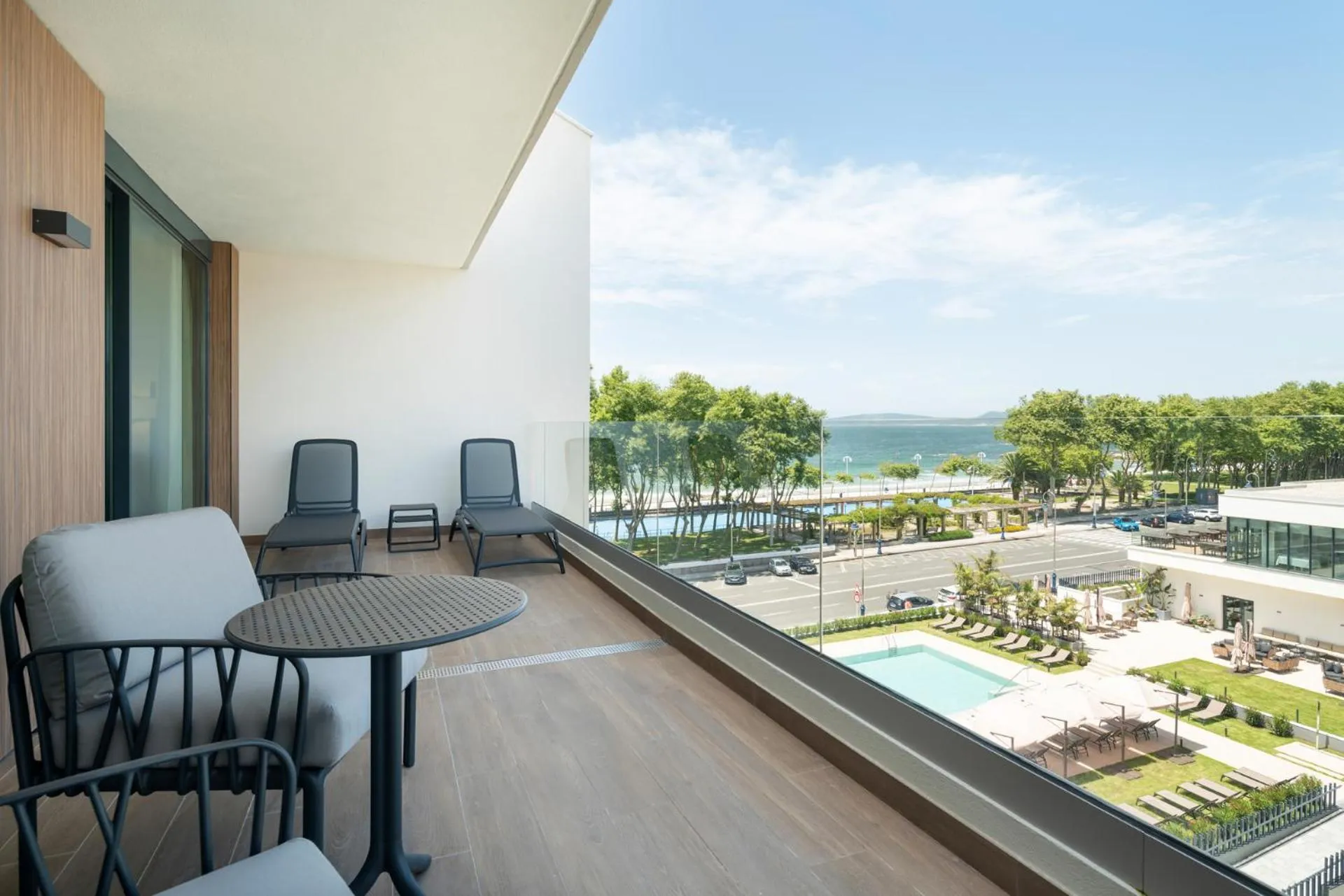 Attica21 Vigo 4 Superior