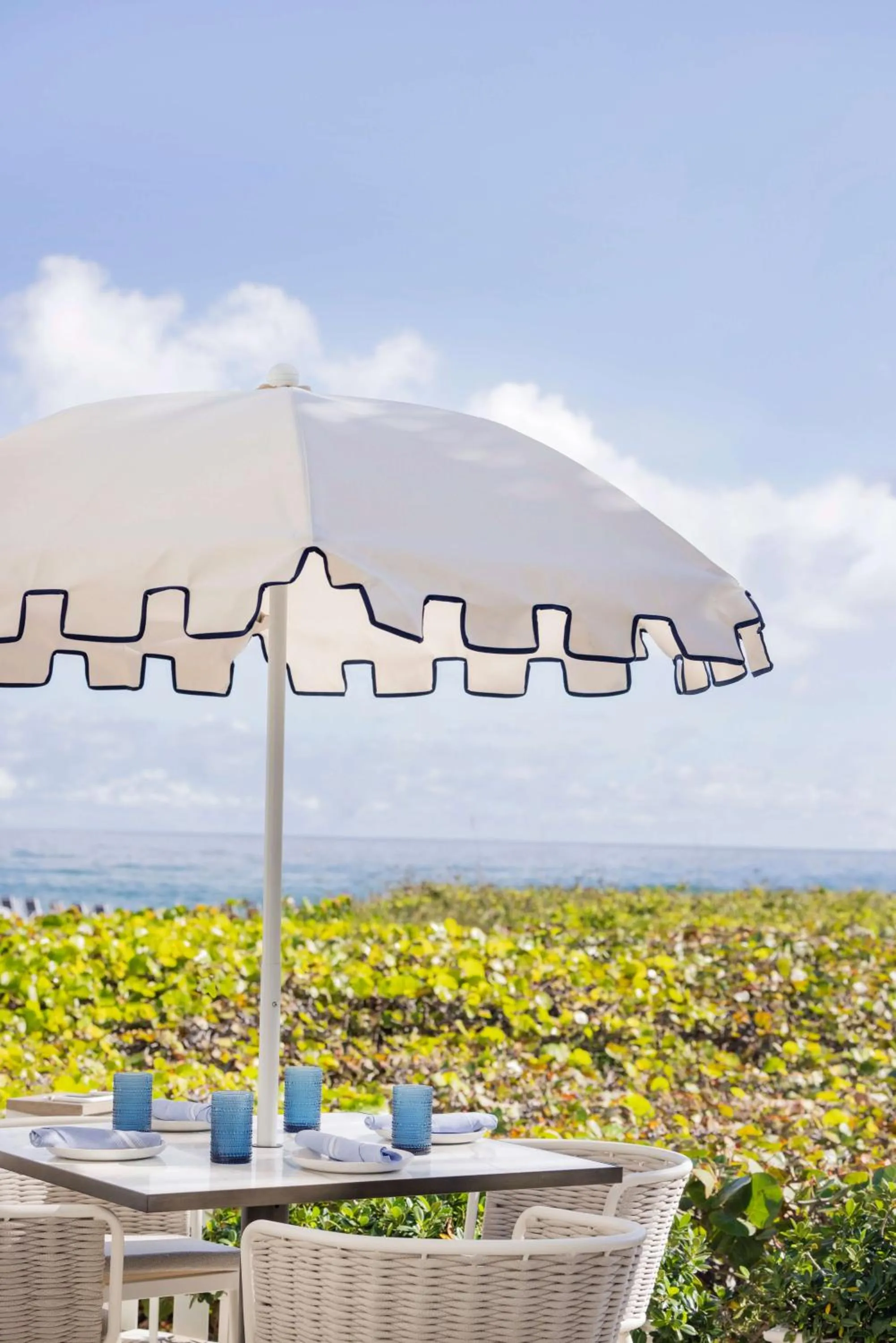 Dining area in The Seagate Hotel, Golf & Beach Club, Autograph Collection