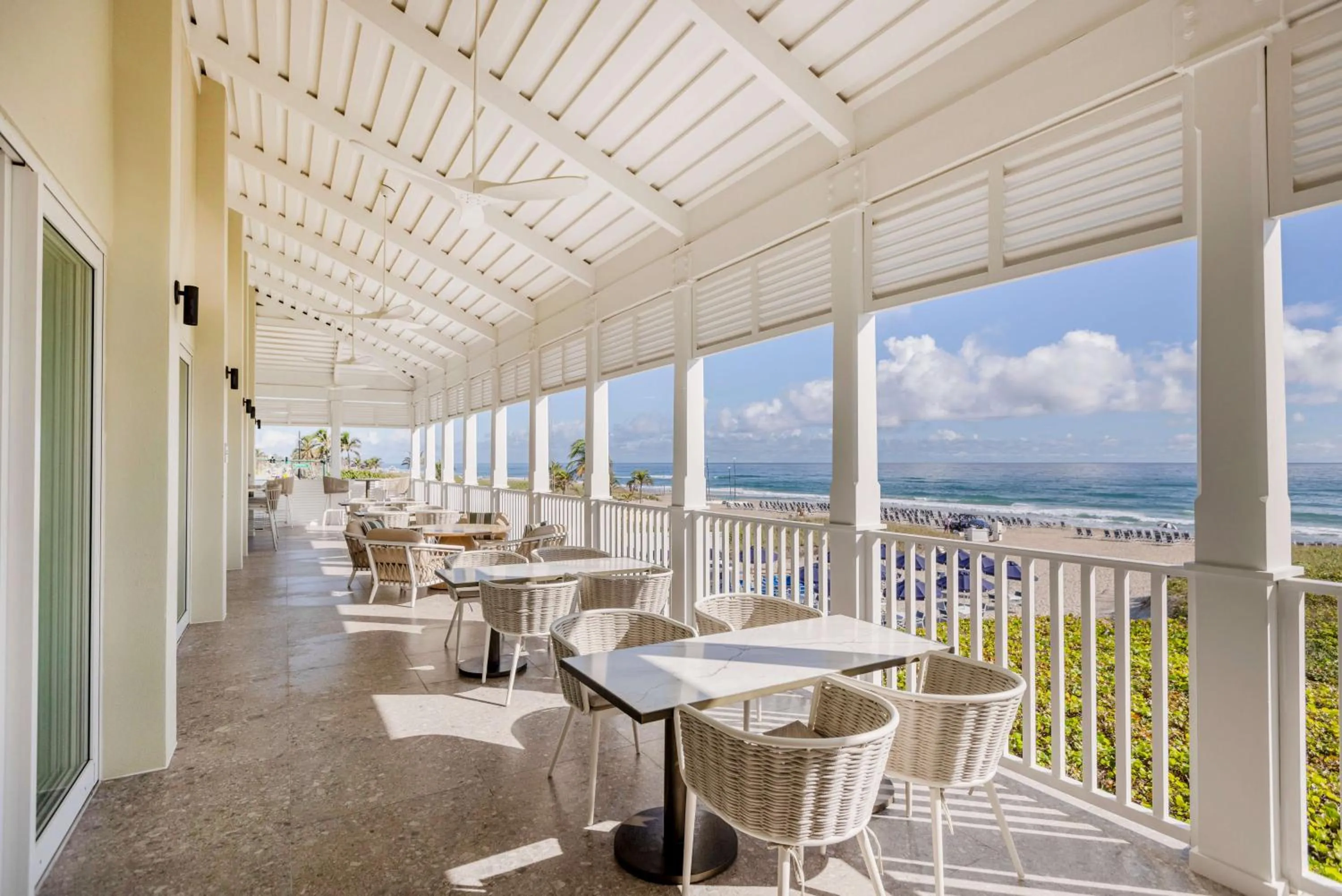 Dining area in The Seagate Hotel, Golf & Beach Club, Autograph Collection