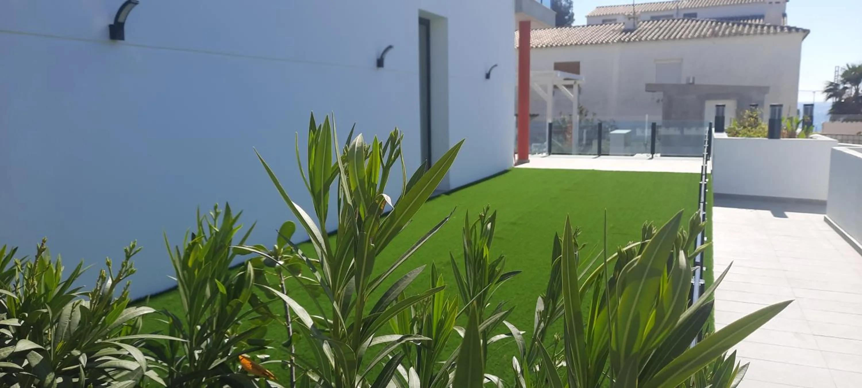 AZAHAR BEACH Red Apartments & Spa