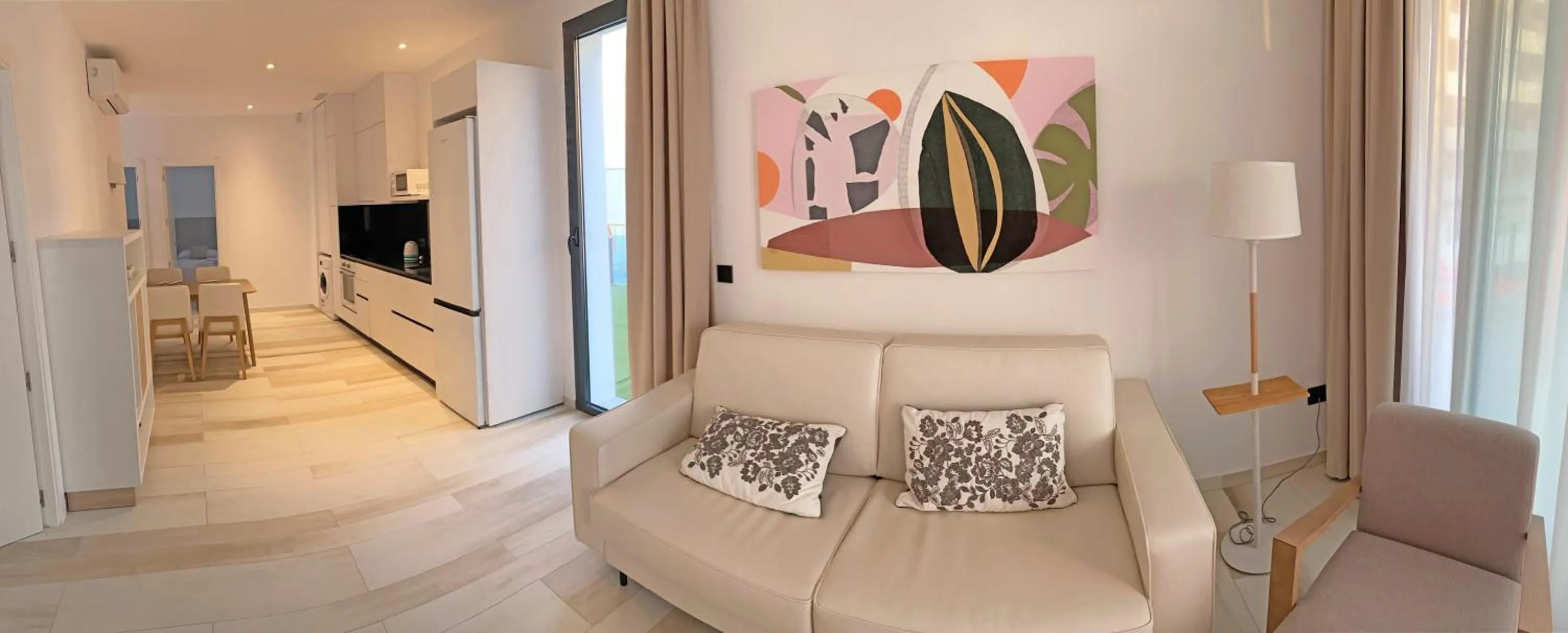 AZAHAR BEACH Red Apartments & Spa