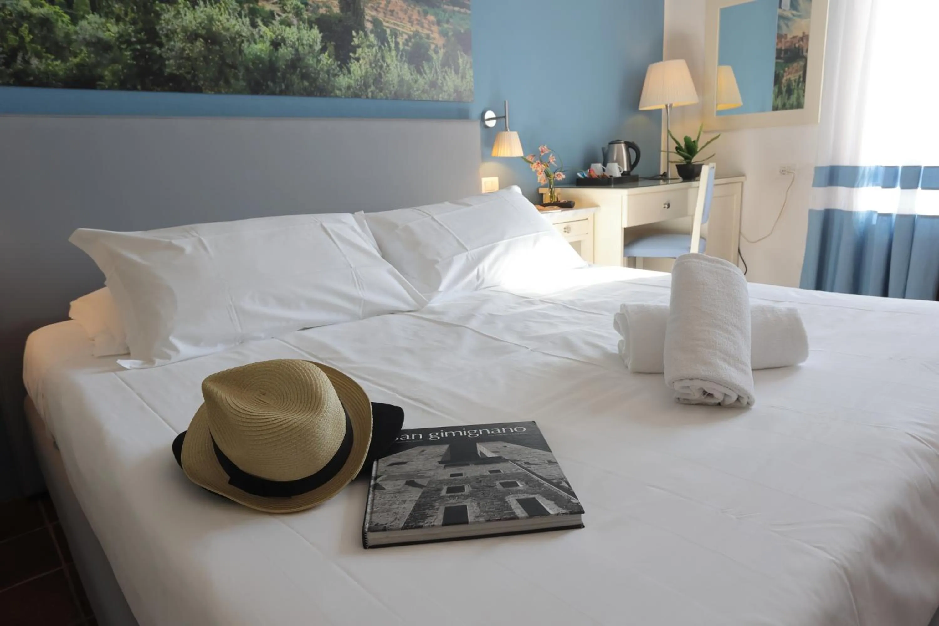 Bed in Hotel Le Renaie