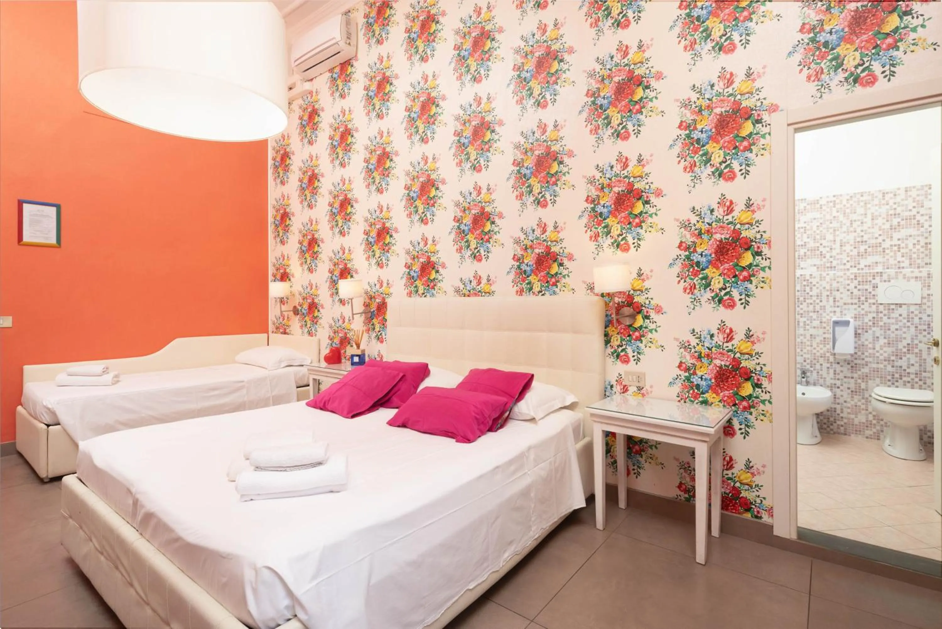 Bedroom, Bed in Hotel Jolì