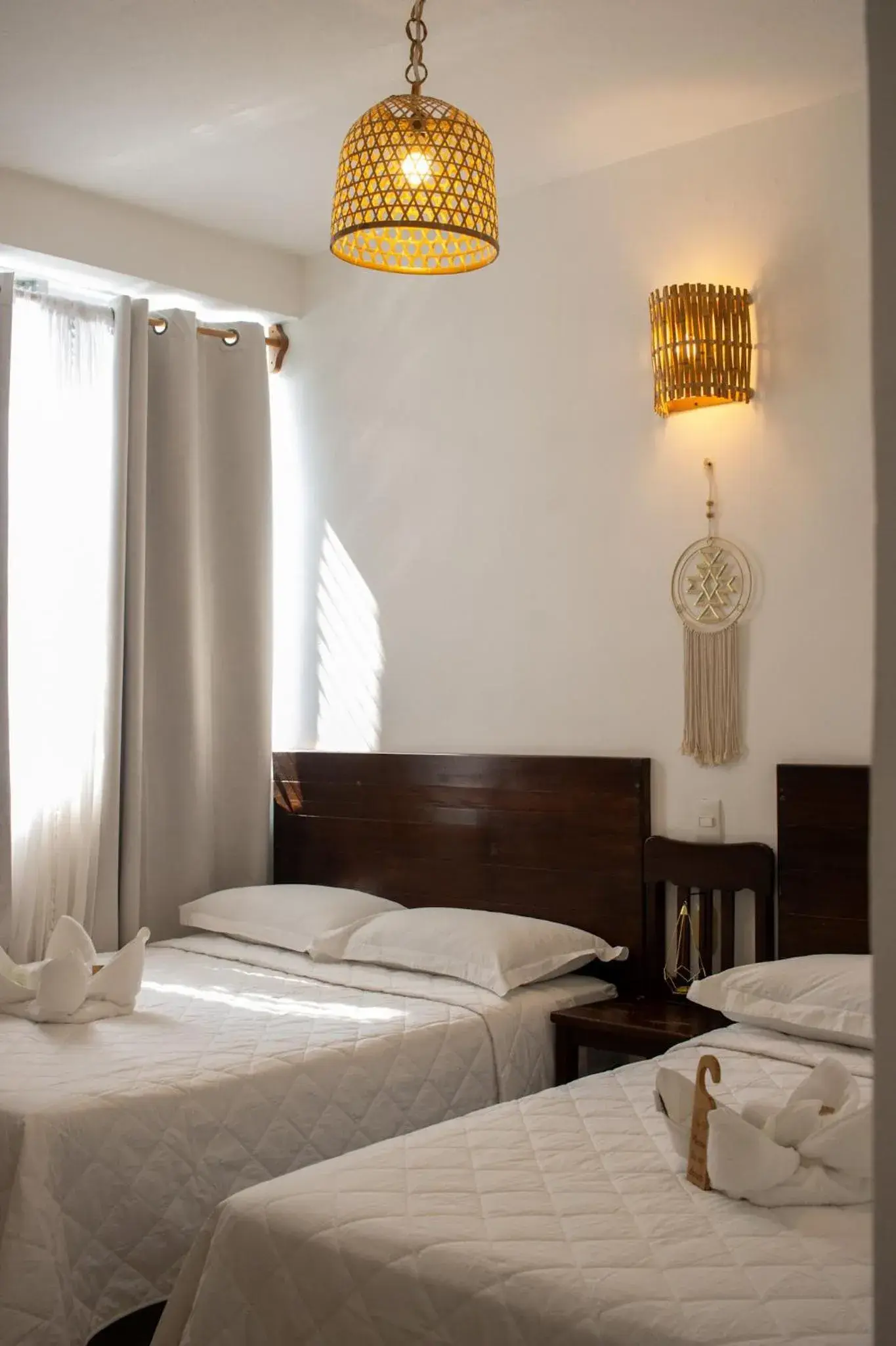 Twin Room with Private Bathroom - single occupancy in Casa Ramona Twin Room with Private Bathroom - single occupancy in Casa Ramona