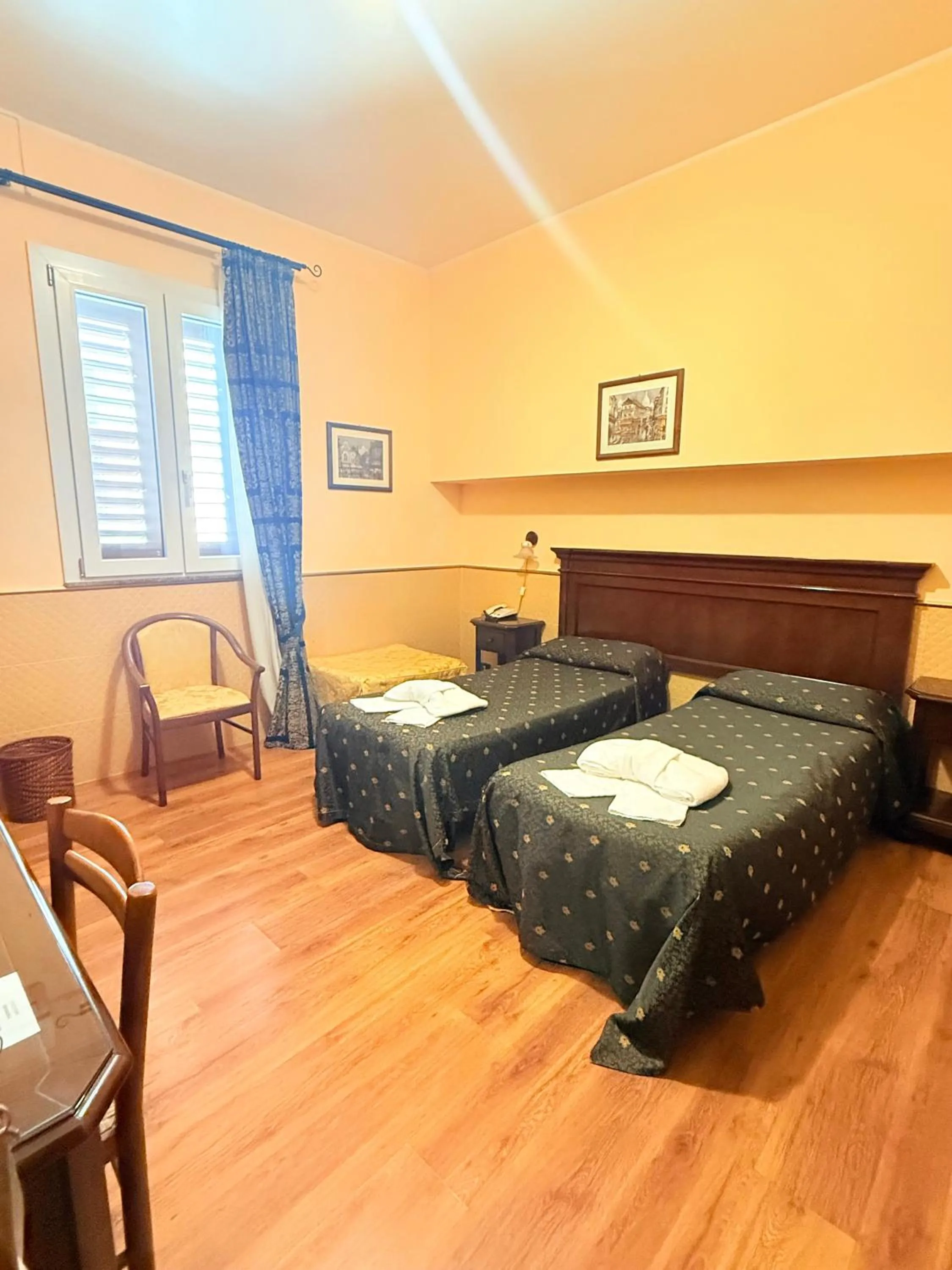 Photo of the whole room, Bed in Hotel Archimede Ortigia