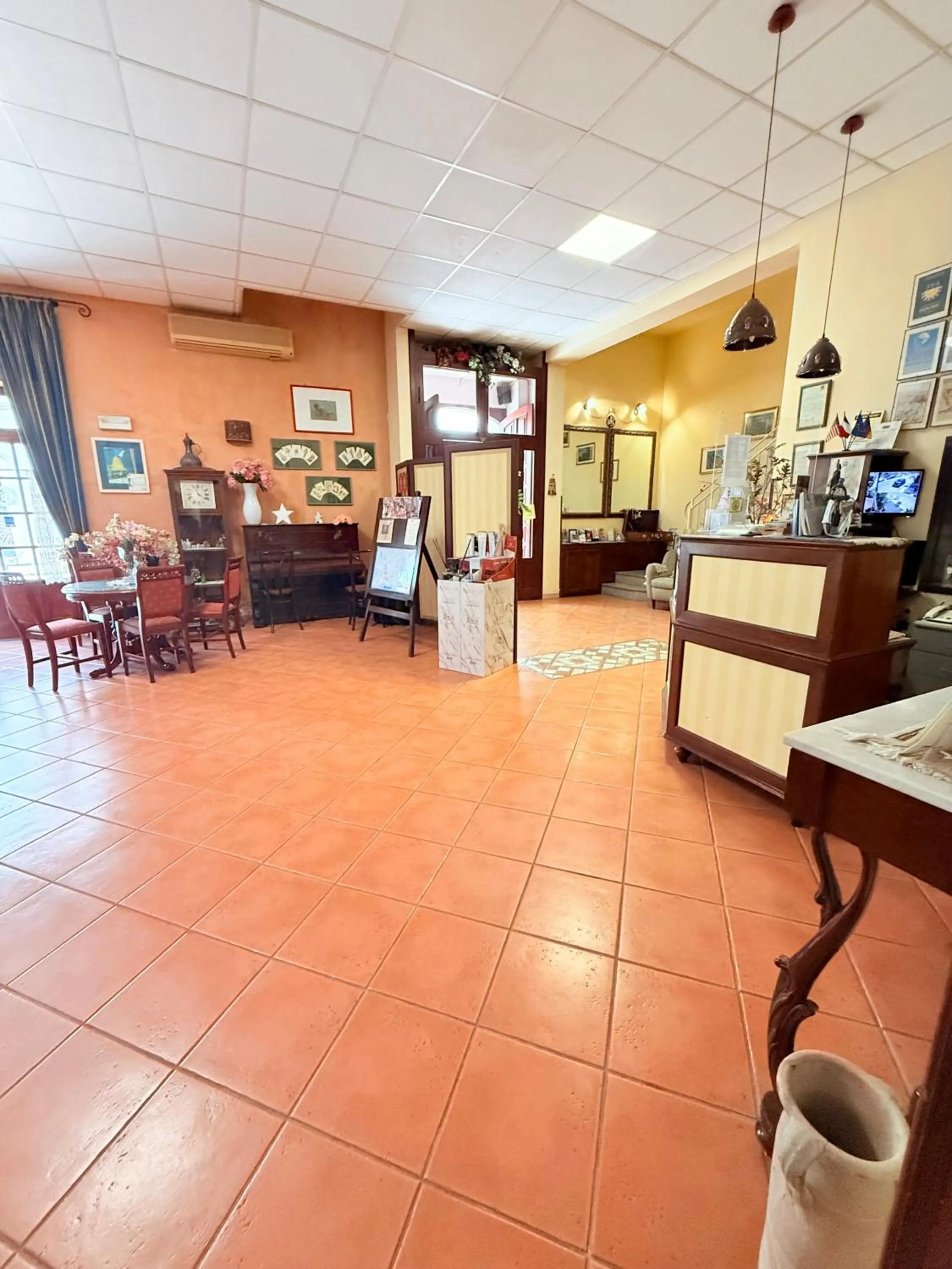 Lobby or reception in Hotel Archimede Ortigia