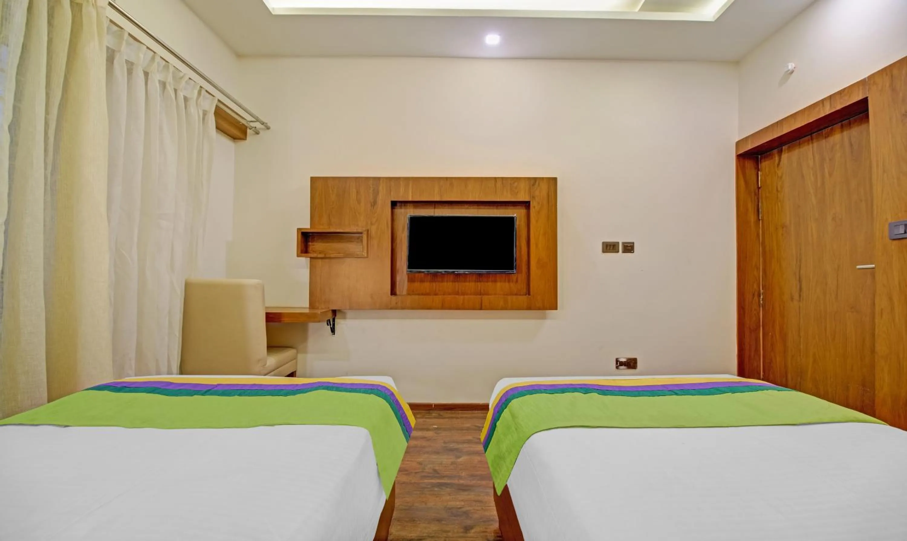 Bedroom, Bed in Treebo White Inn