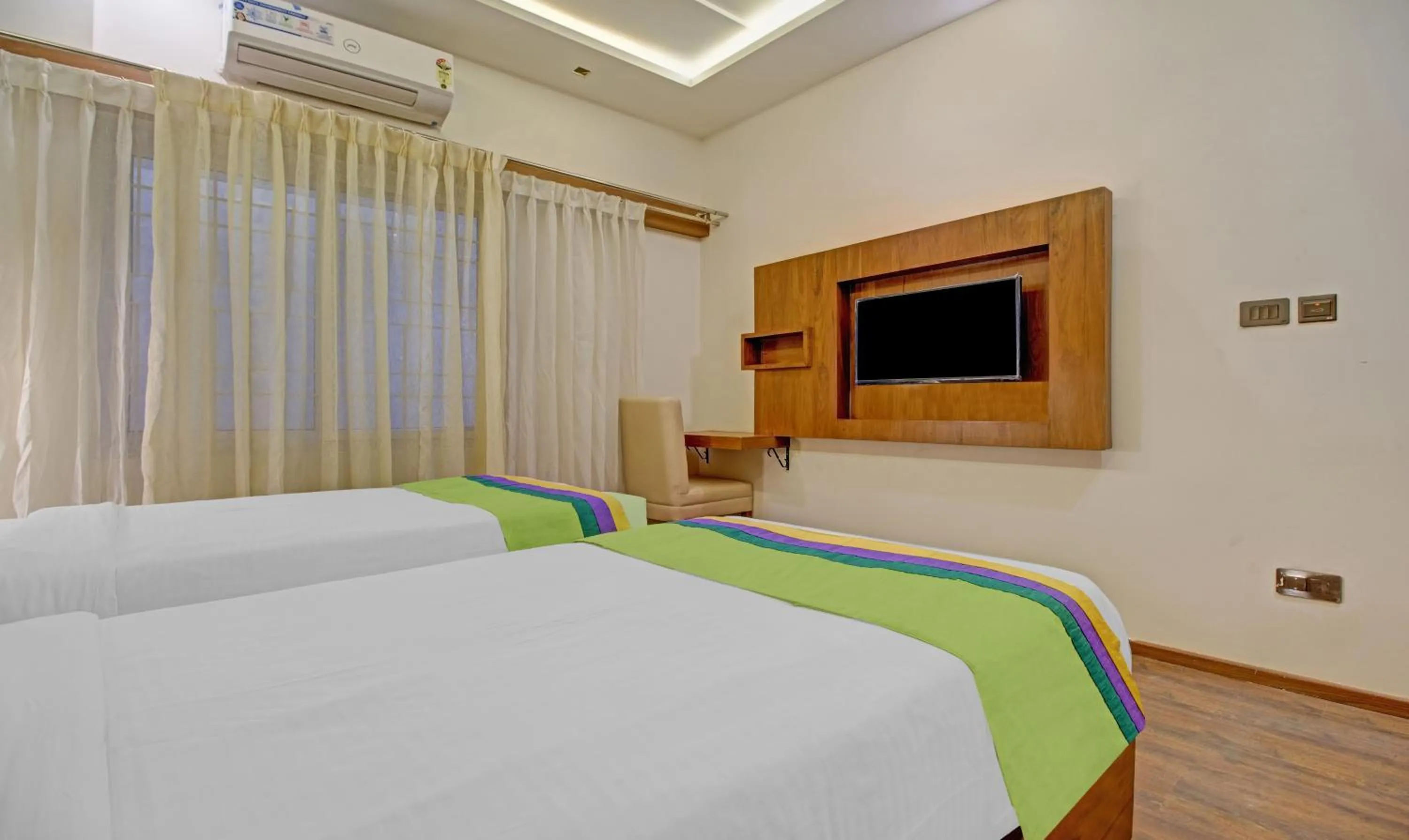 Bedroom, Bed in Treebo White Inn