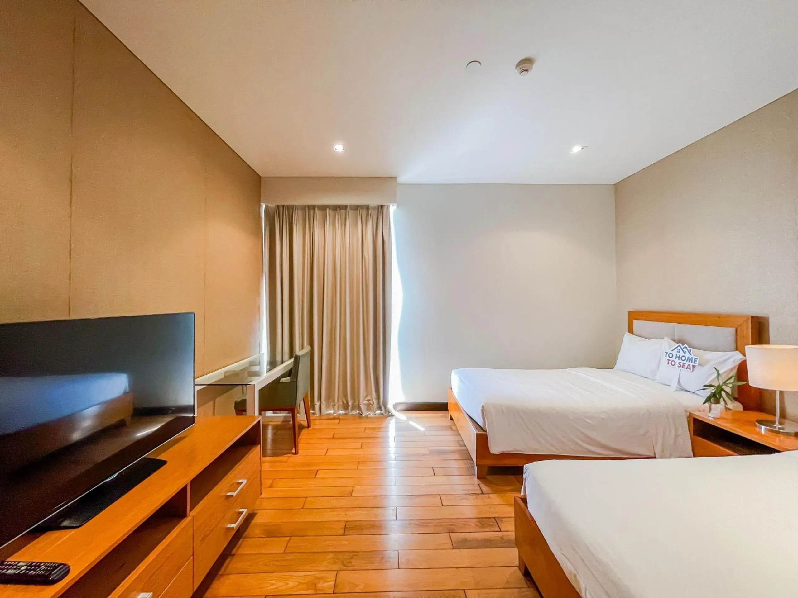 TV and multimedia, Bed in The Sea Luxury Nha Trang Apartment
