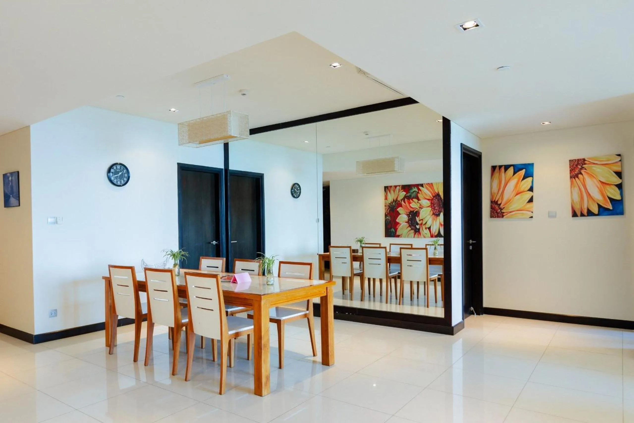 Dining area in The Sea Luxury Nha Trang Apartment