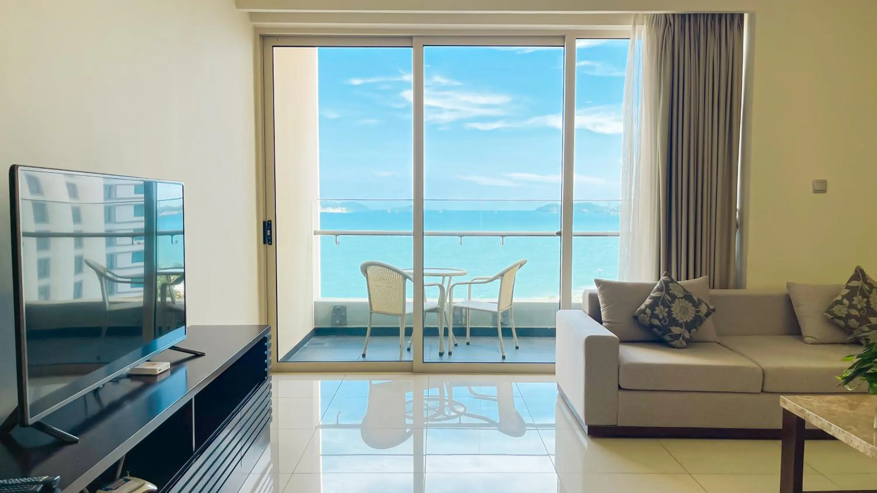 Balcony/Terrace in The Sea Luxury Nha Trang Apartment