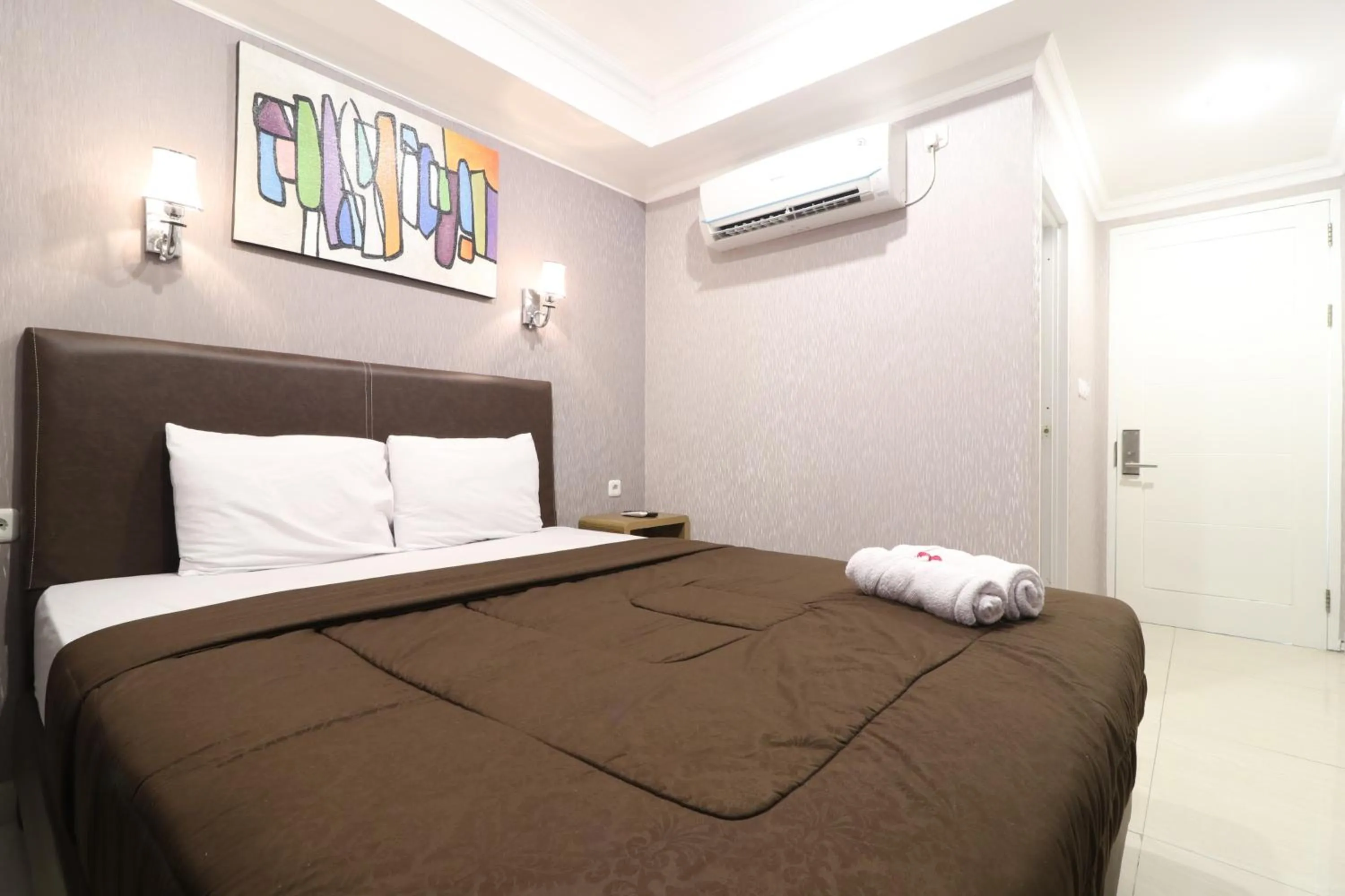 Bed in Flamenco Urban Living