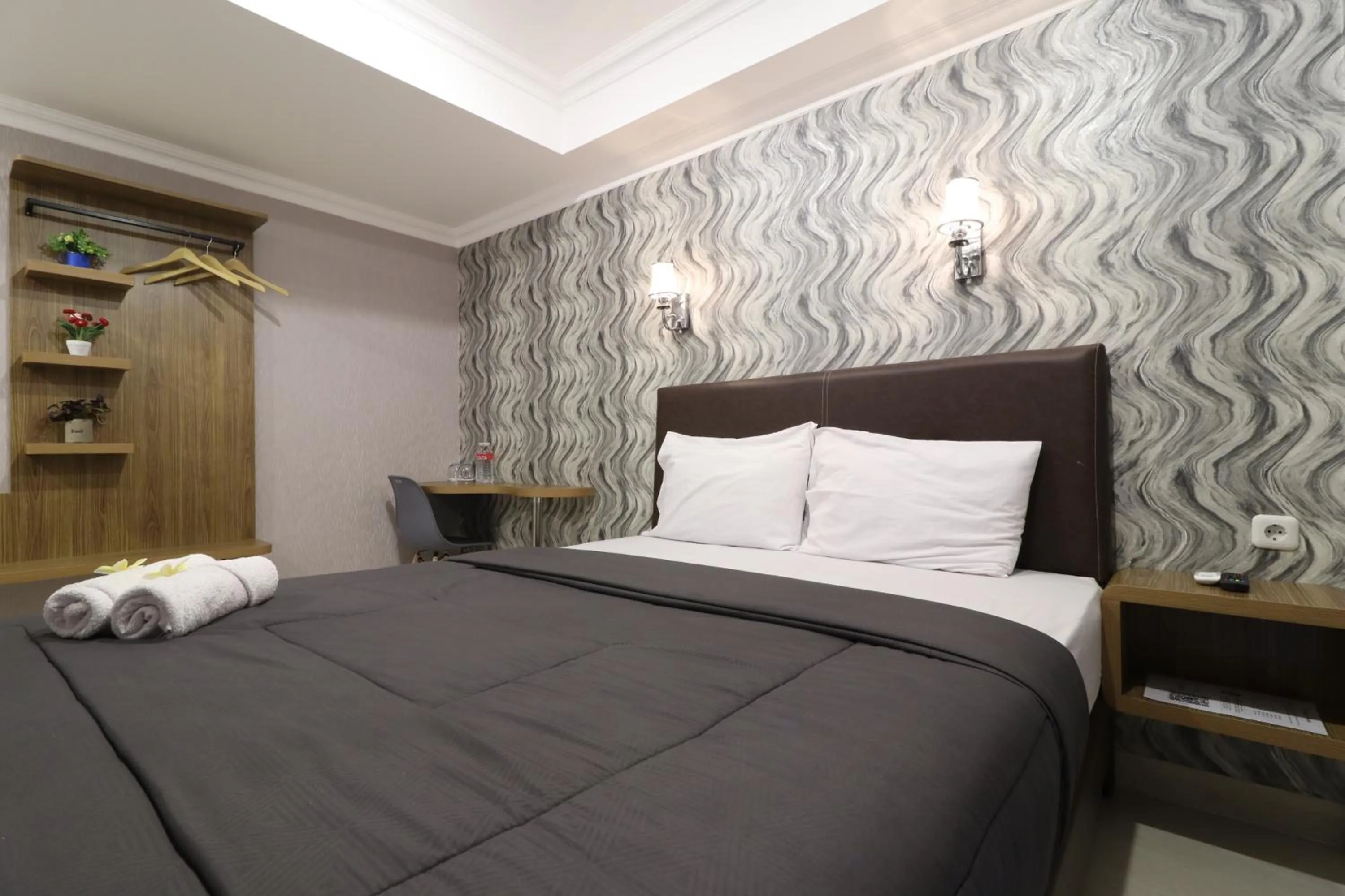 Bed in Flamenco Urban Living