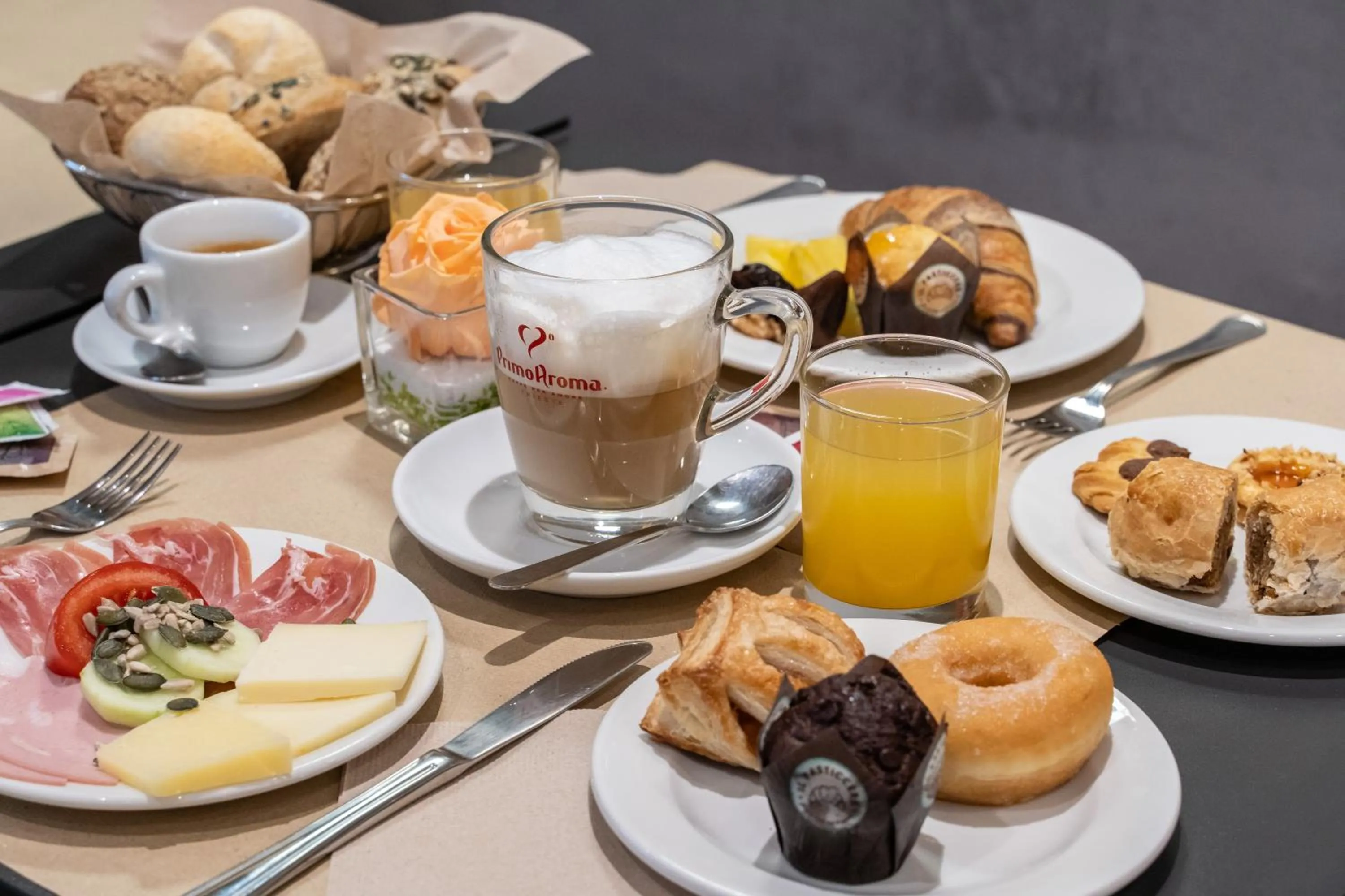 Food and drinks in Hotel Italia