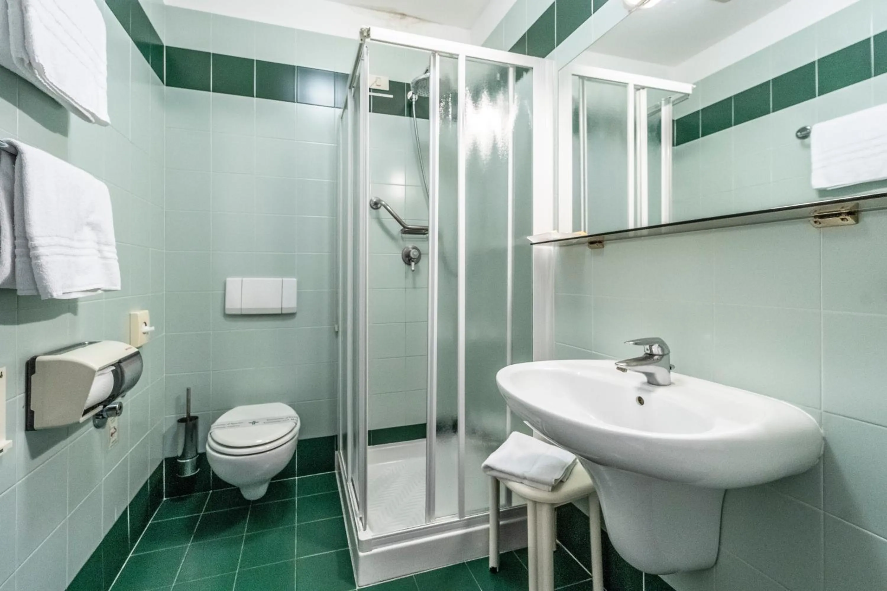 Toilet in Hotel Italia