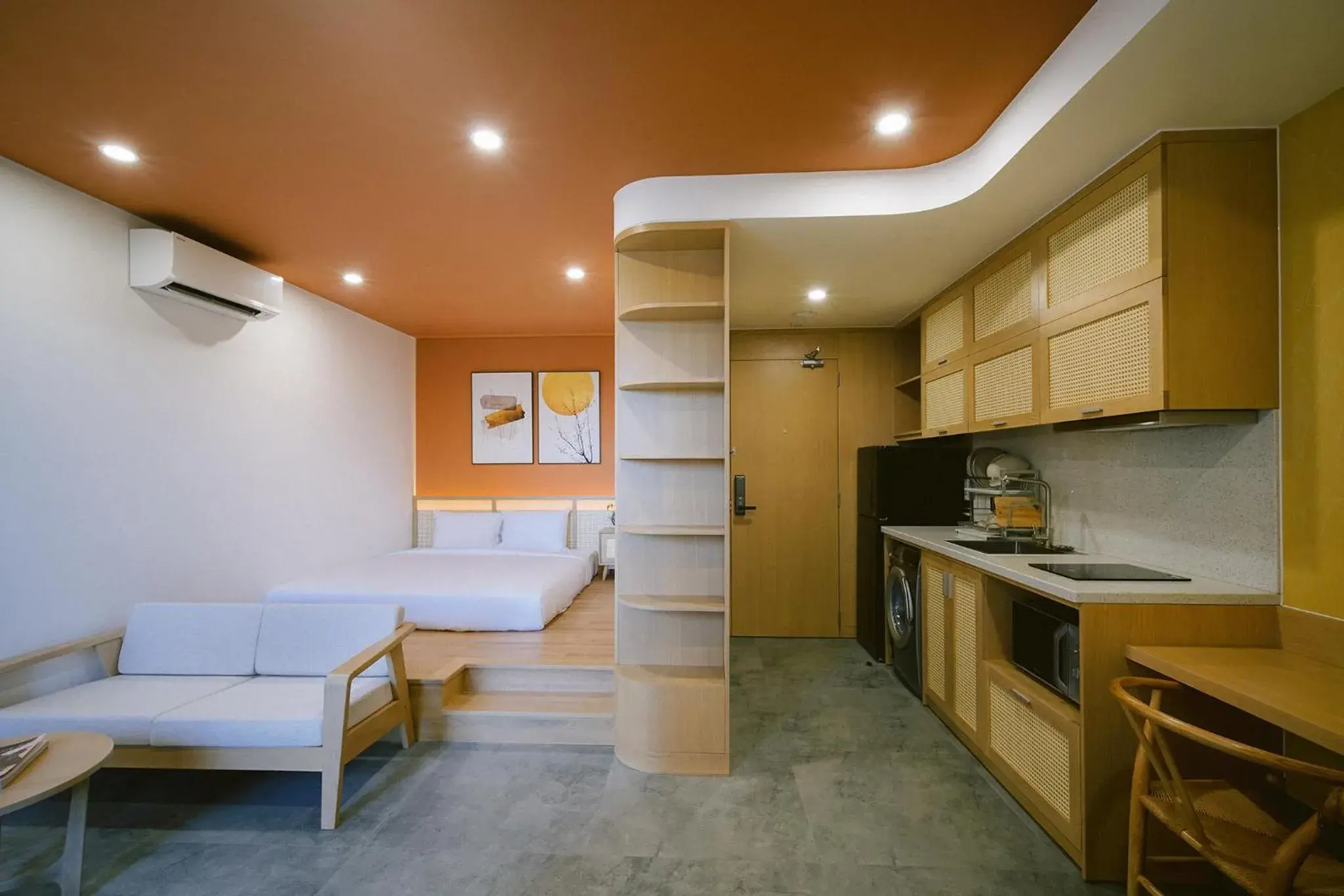 Studio with Balcony in SHI HOUSE by Haviland Studio with Balcony in SHI HOUSE by Haviland