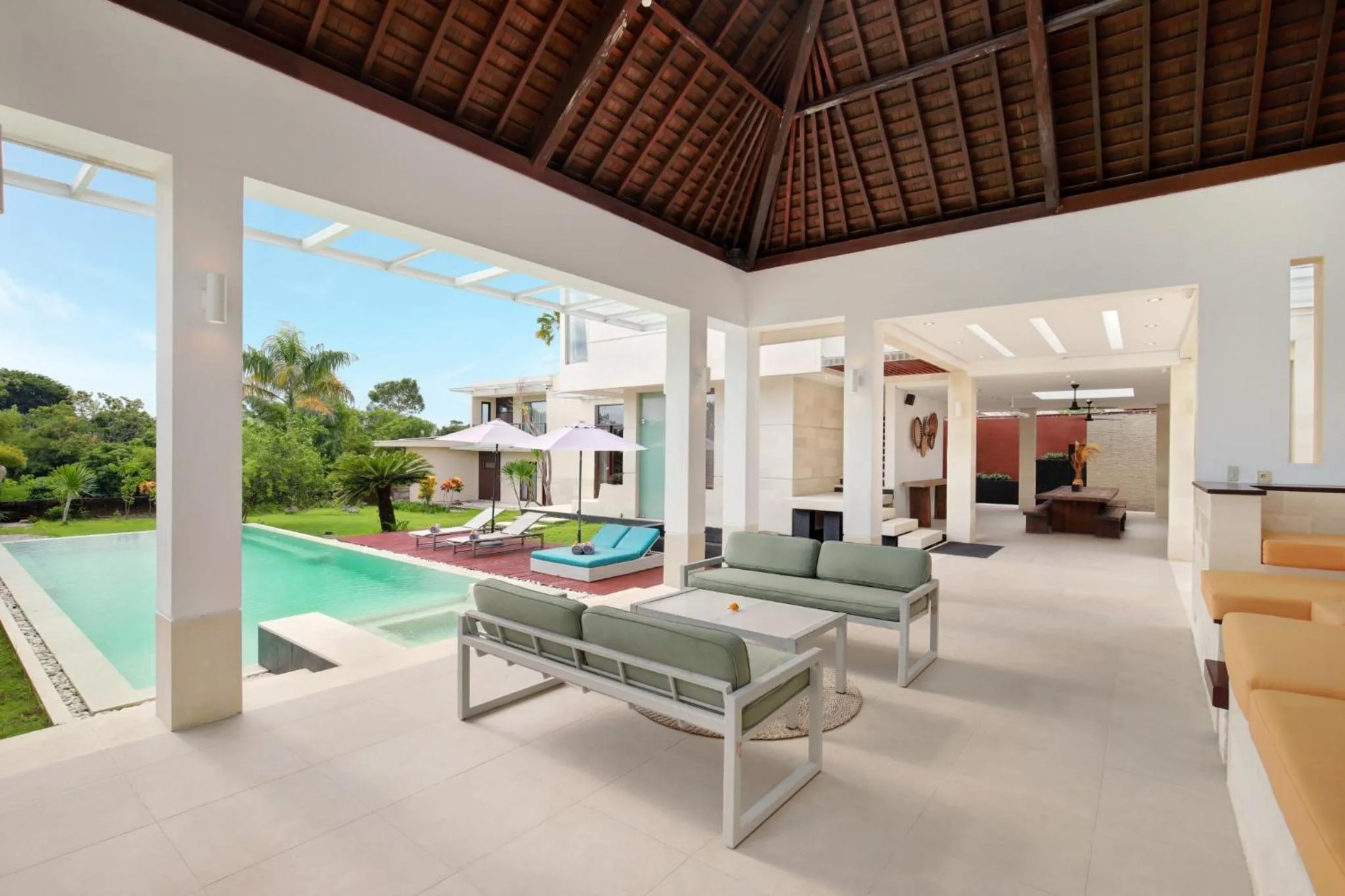 Living room in Nara Villa Canggu by Ini Vie Hospitality