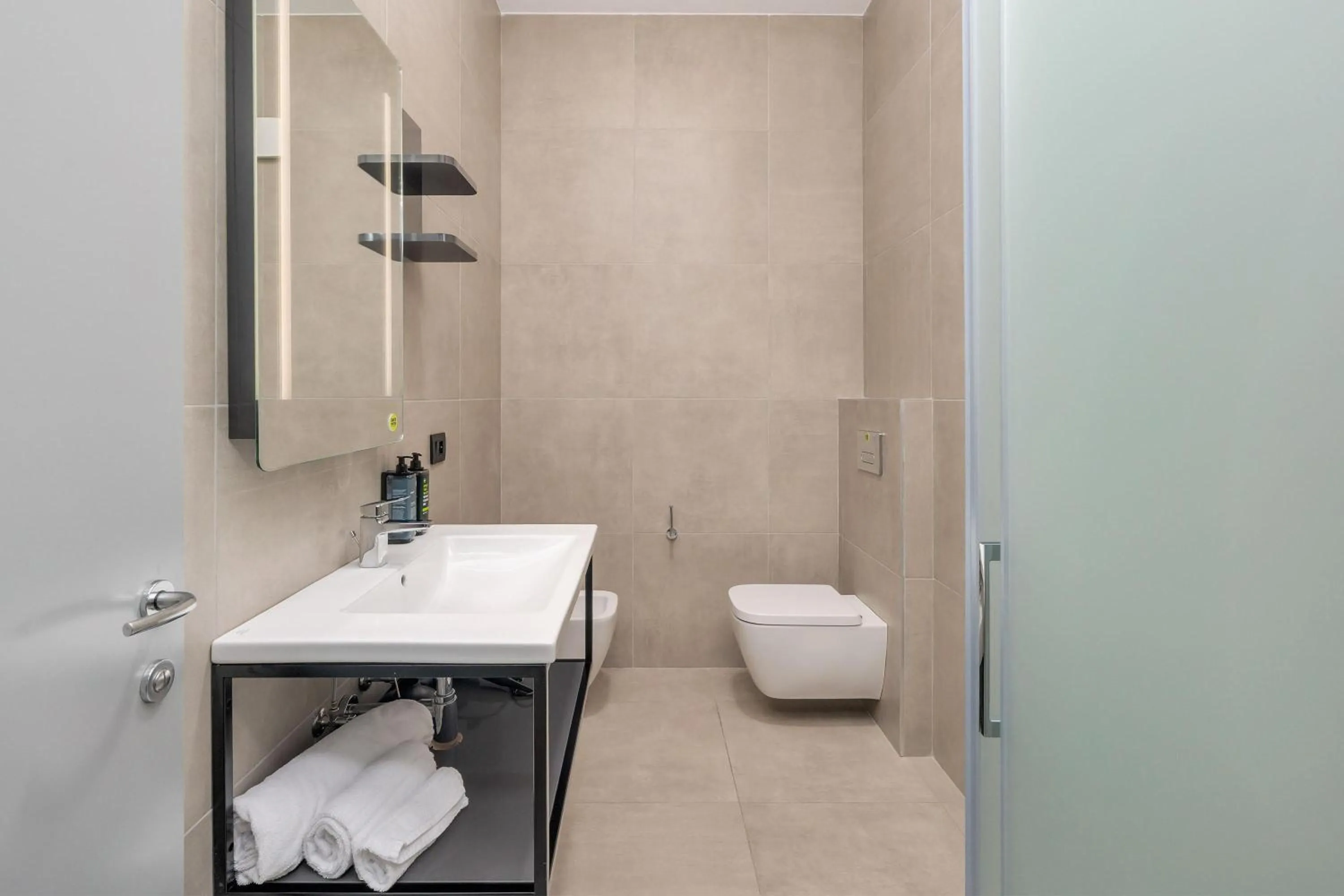 Bathroom in B&B HOTEL Treviso Al Fogher