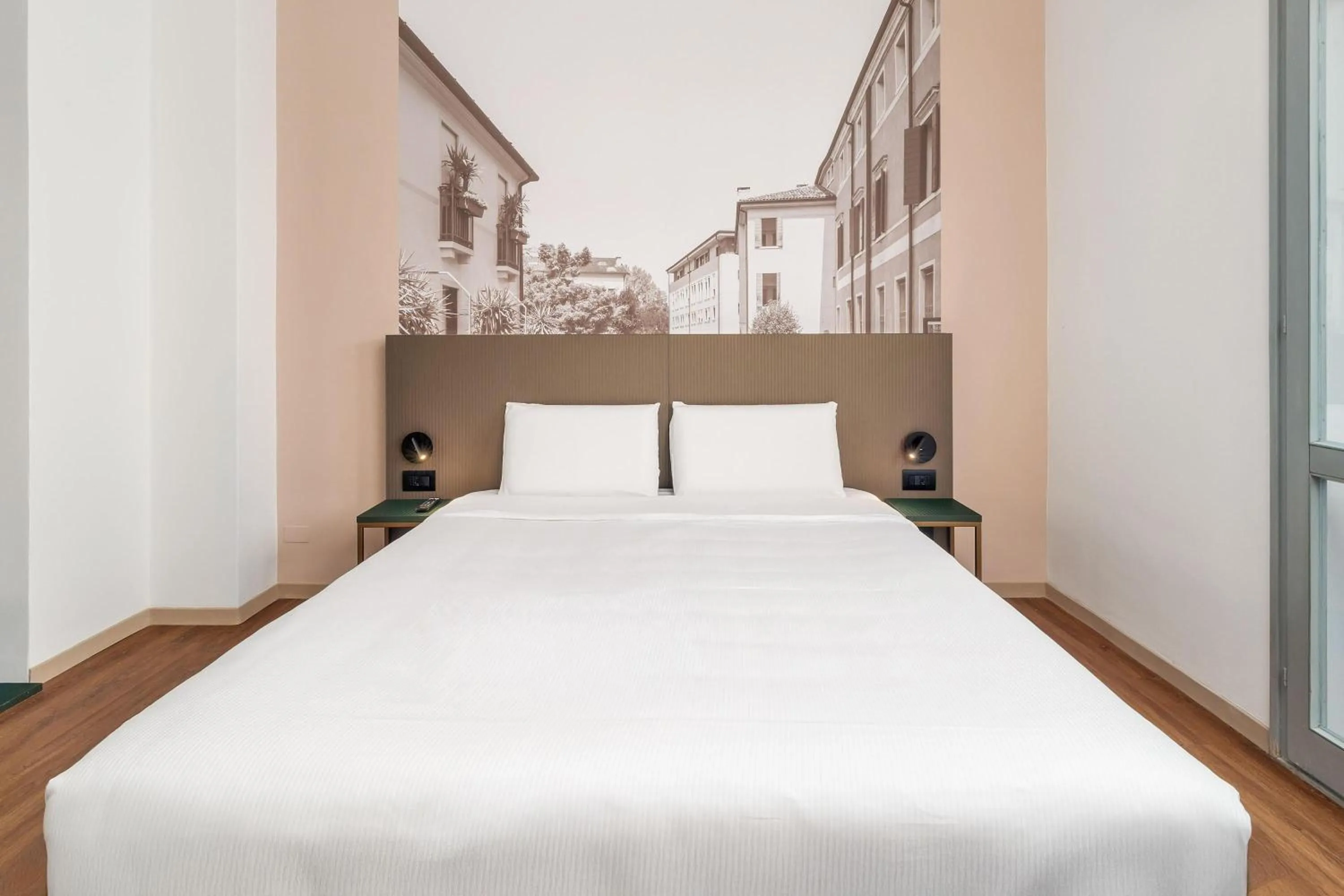 Photo of the whole room, Bed in B&B HOTEL Treviso Al Fogher