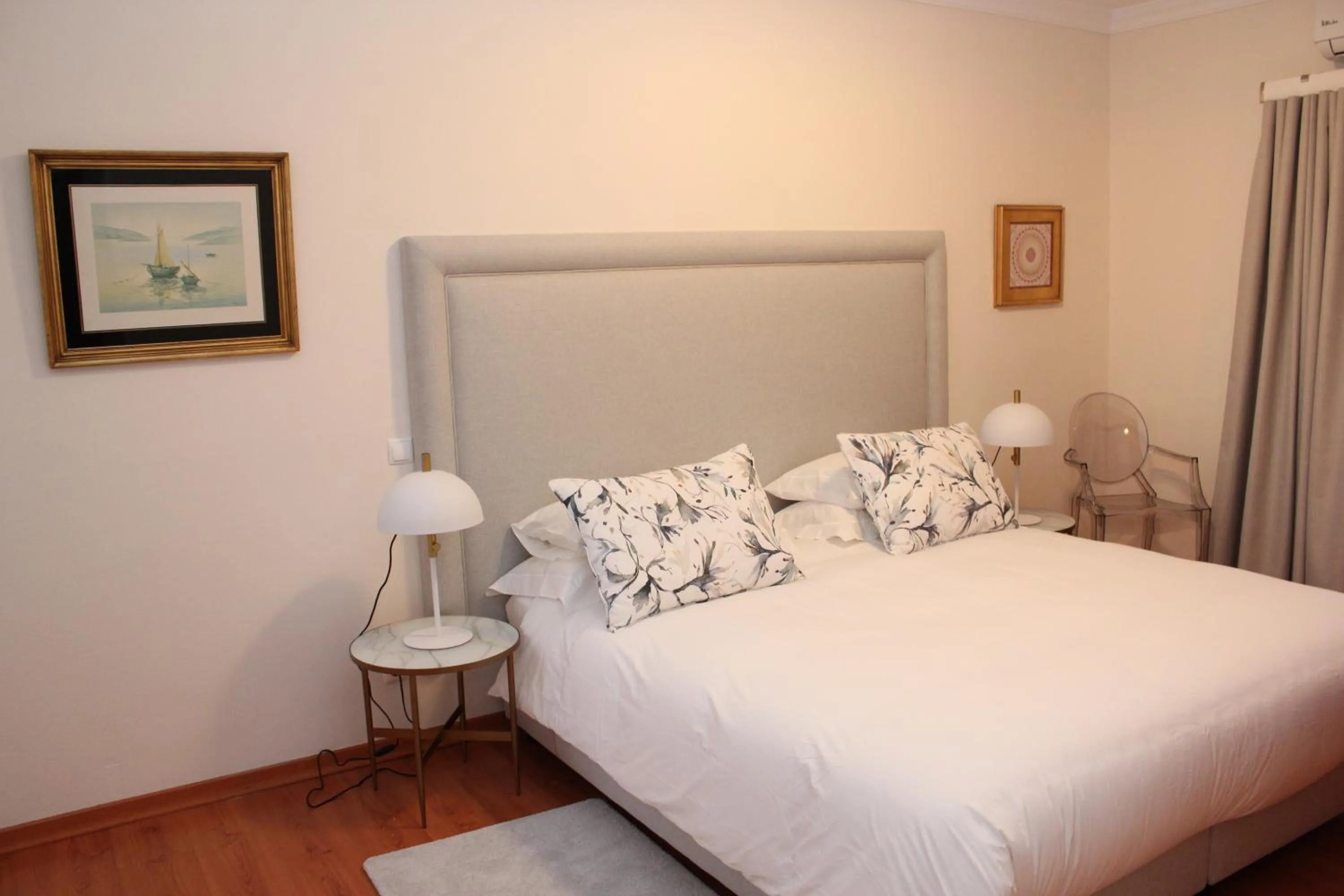 Bedroom, Bed in Villa Tranberg Suites