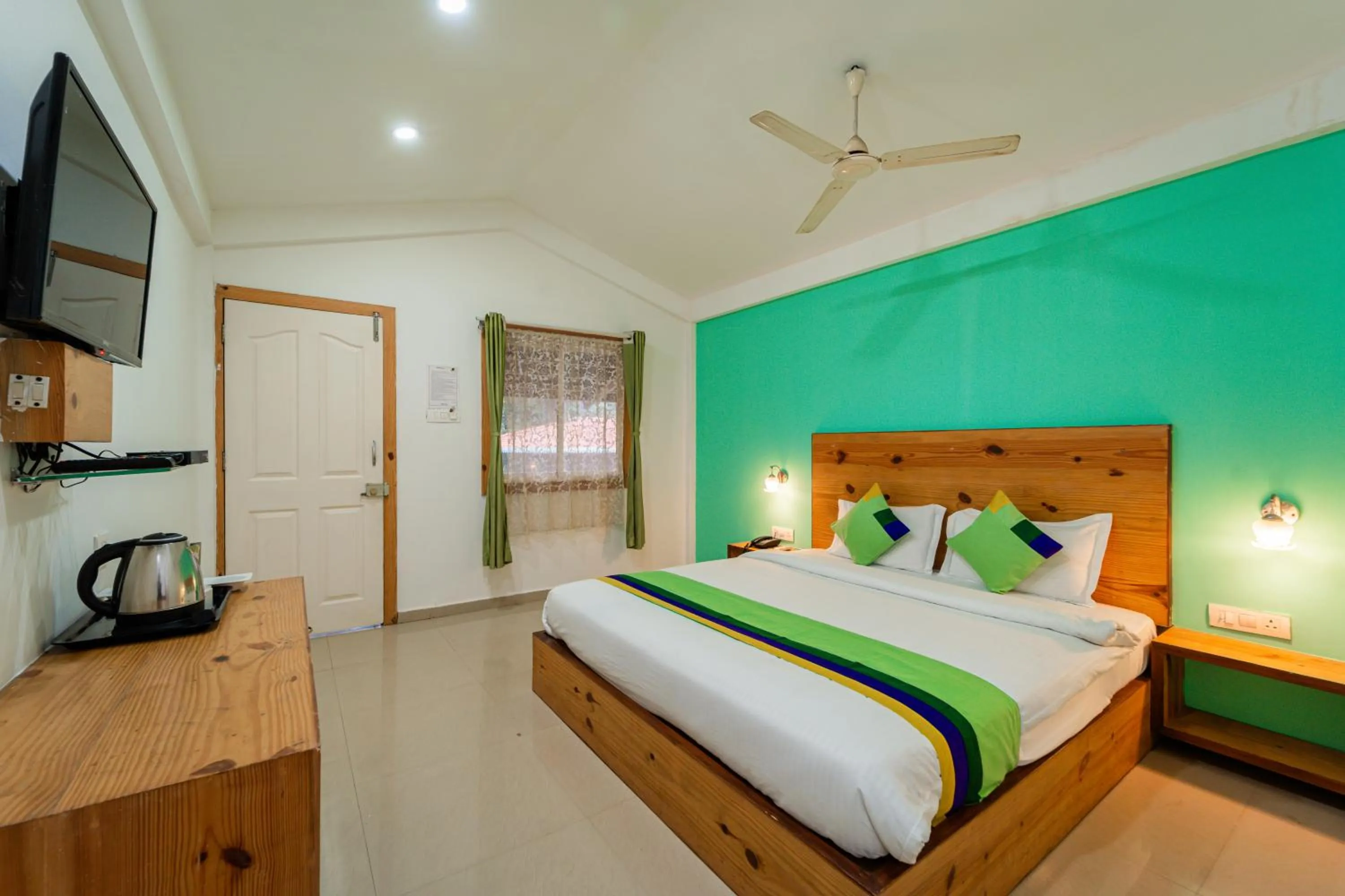 Bed in Treebo Gulmohar Beach Resort with Pool