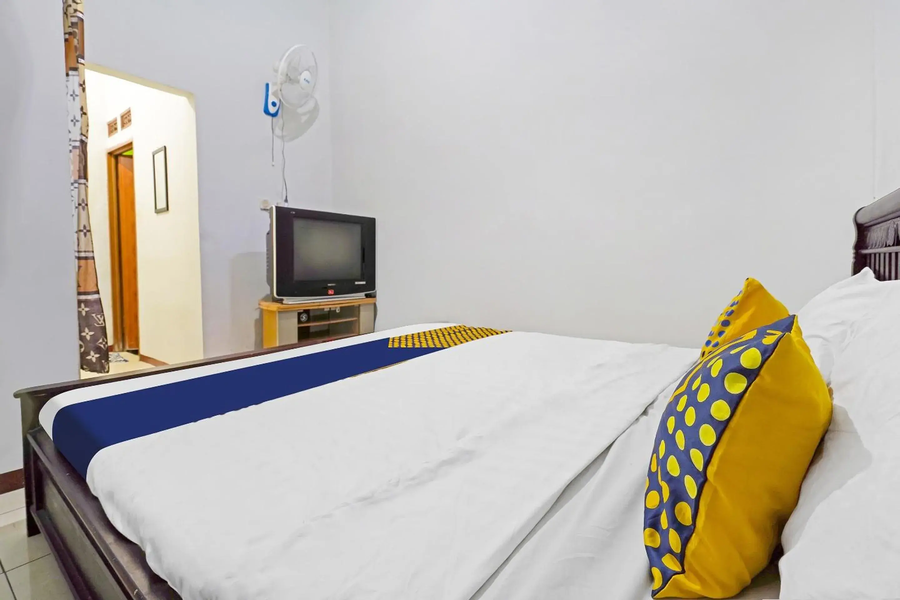 Budget Double Room in SPOT ON 91221 Pondok Nsn Syariah Budget Double Room in SPOT ON 91221 Pondok Nsn Syariah