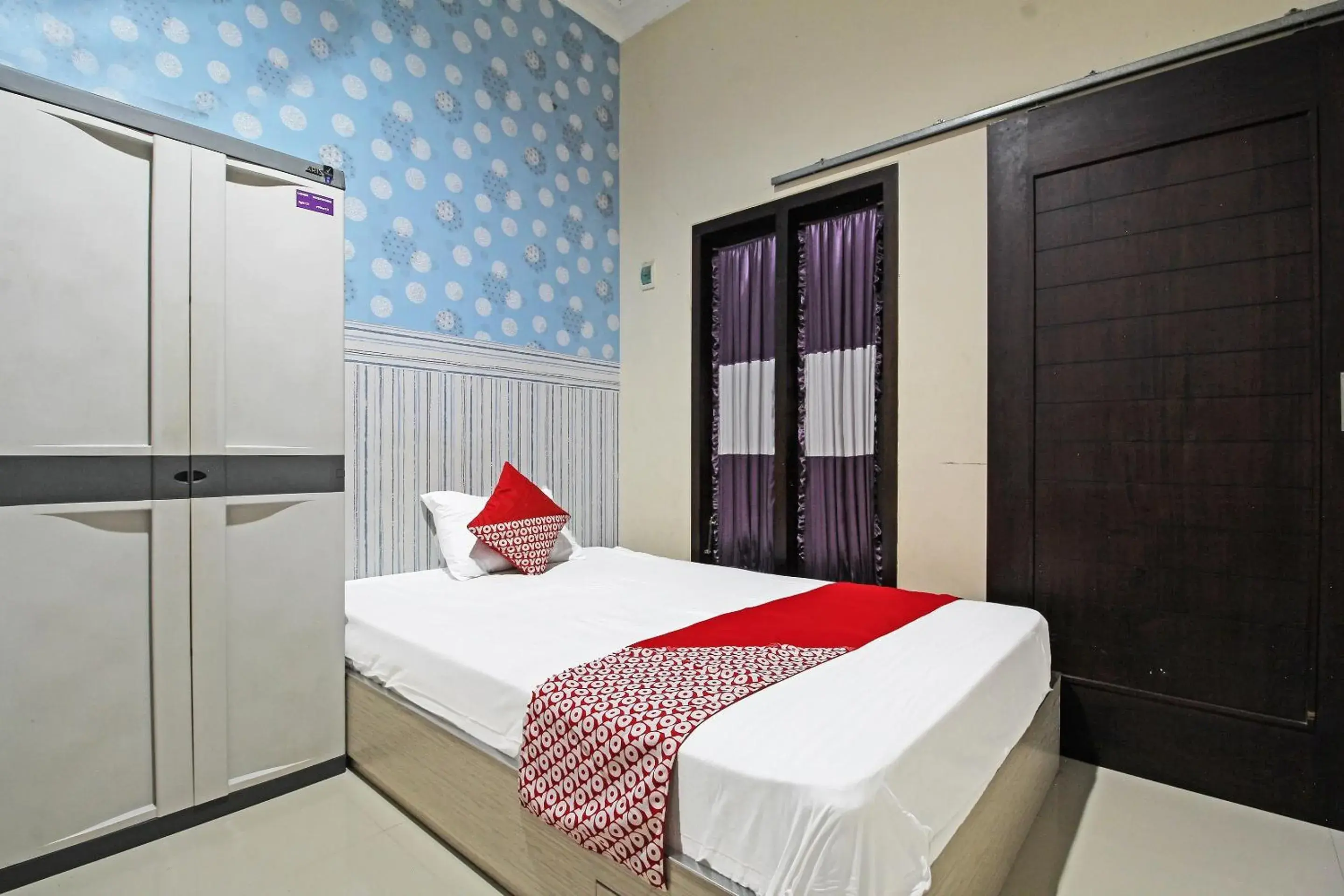 Budget Twin Room in Hotel O Family Guest House Syariah Budget Twin Room in Hotel O Family Guest House Syariah