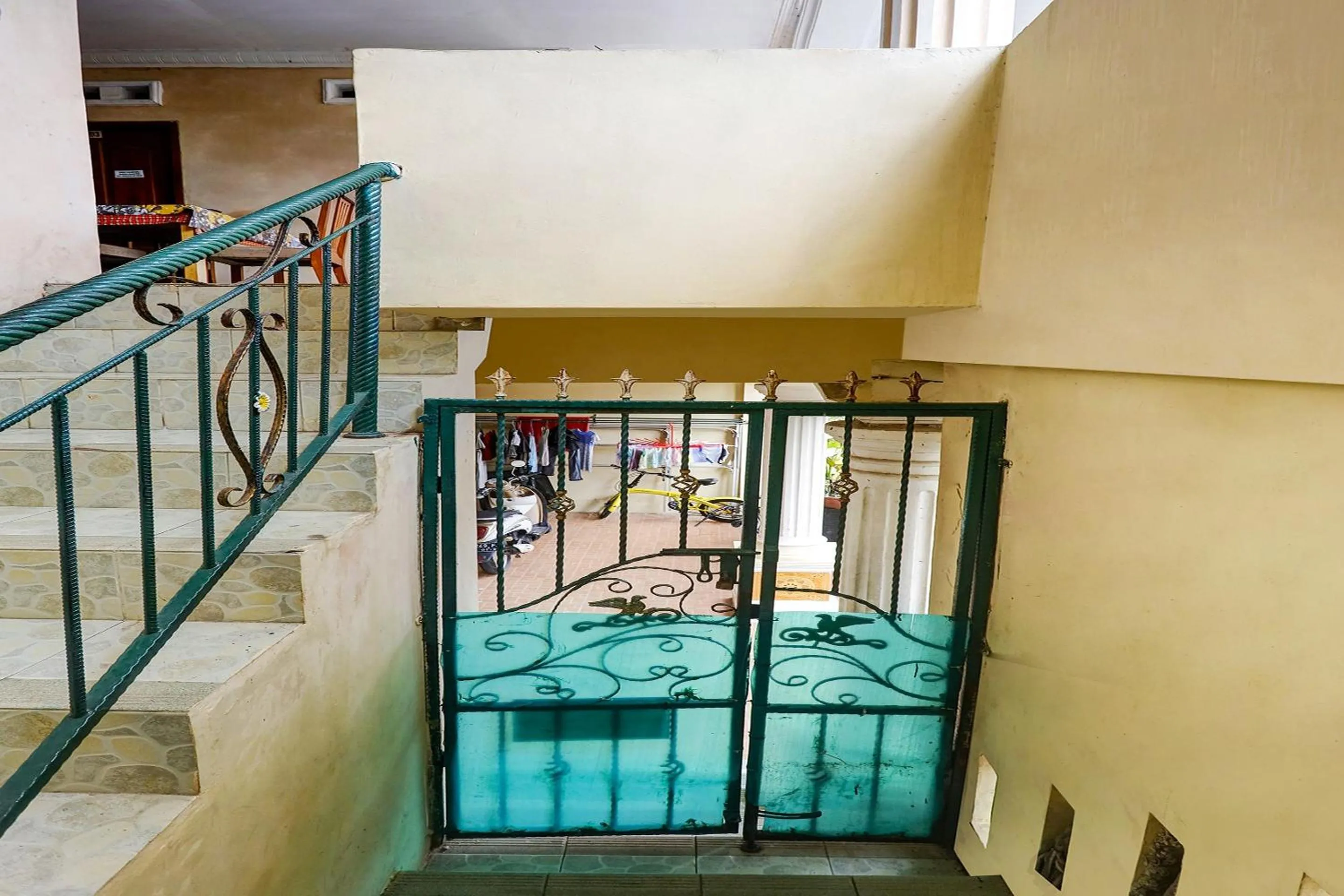 Lobby or reception in Hotel O Manisee 1 Homestay Syariah