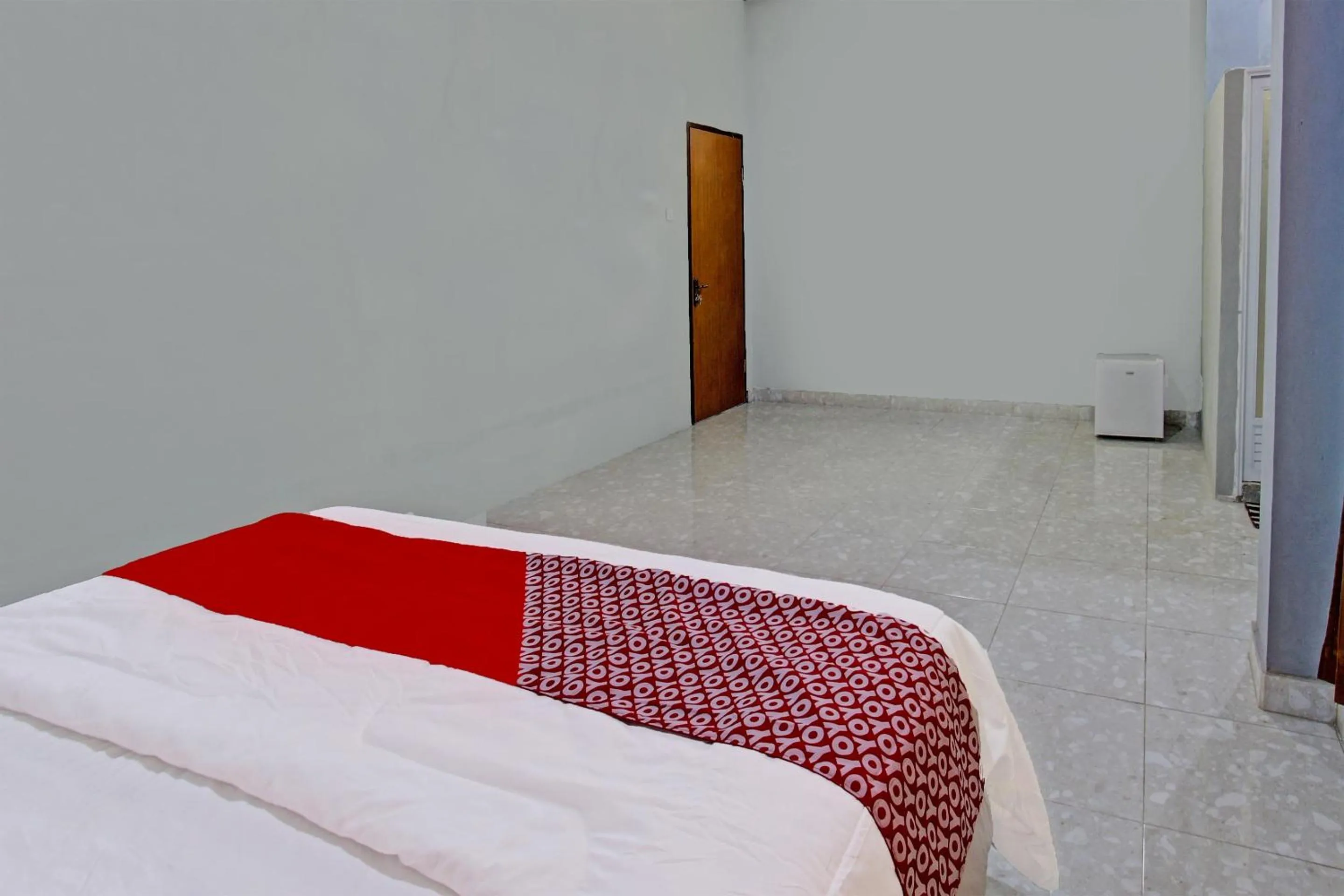 Bedroom in Hotel O J3