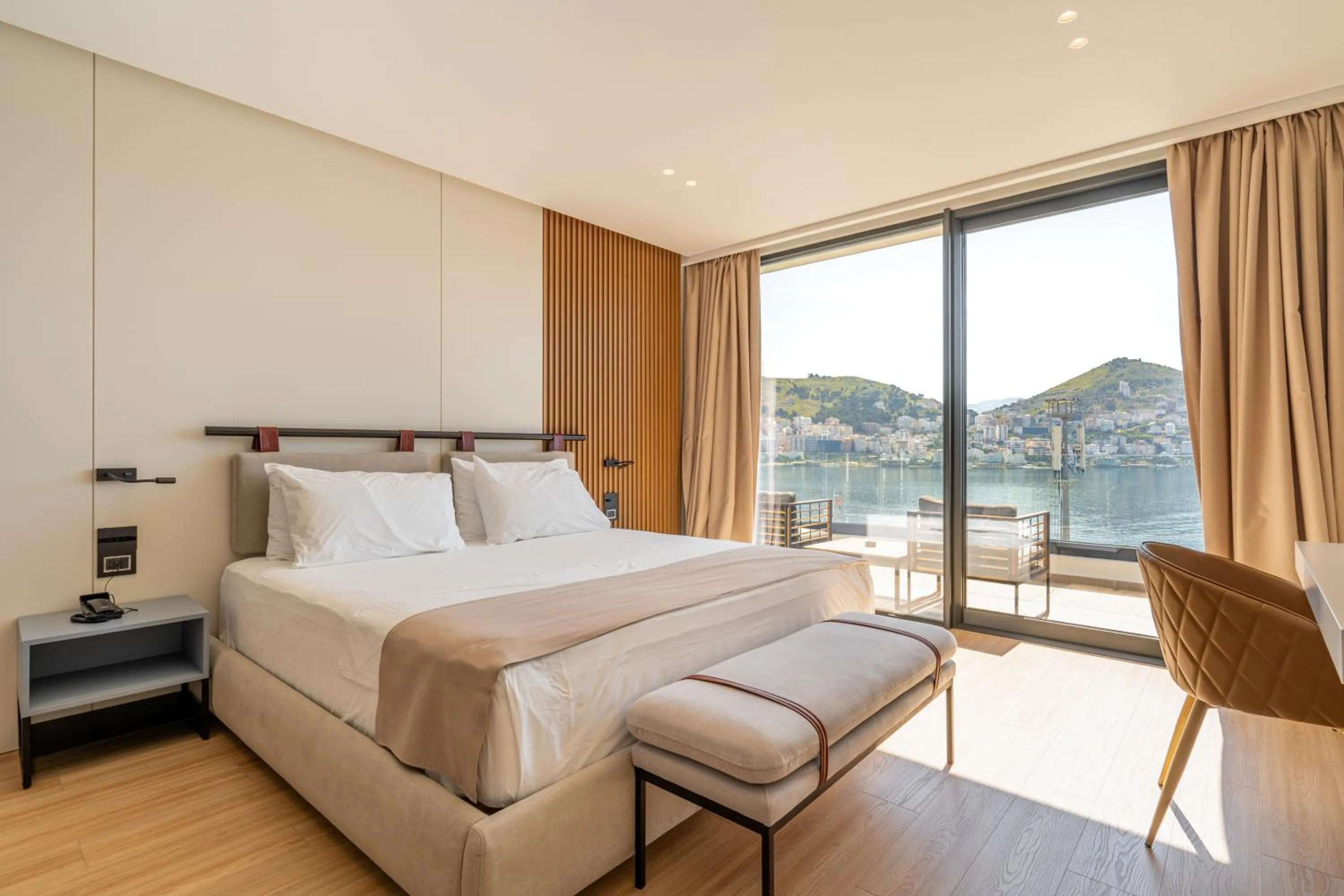 Summer, Bed in AL'YACHT Premium Hotel