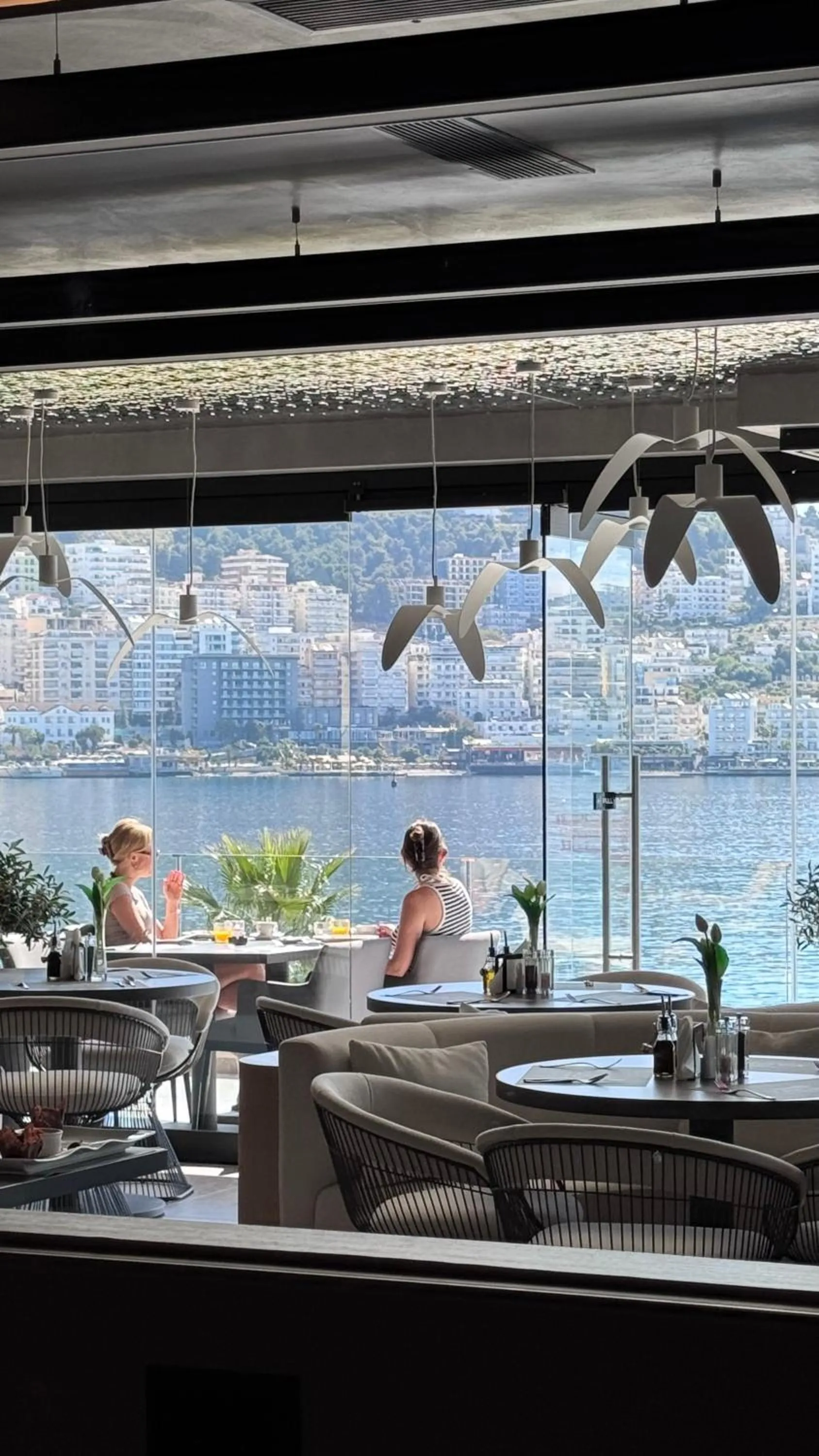 Restaurant/places to eat in AL'YACHT Premium Hotel