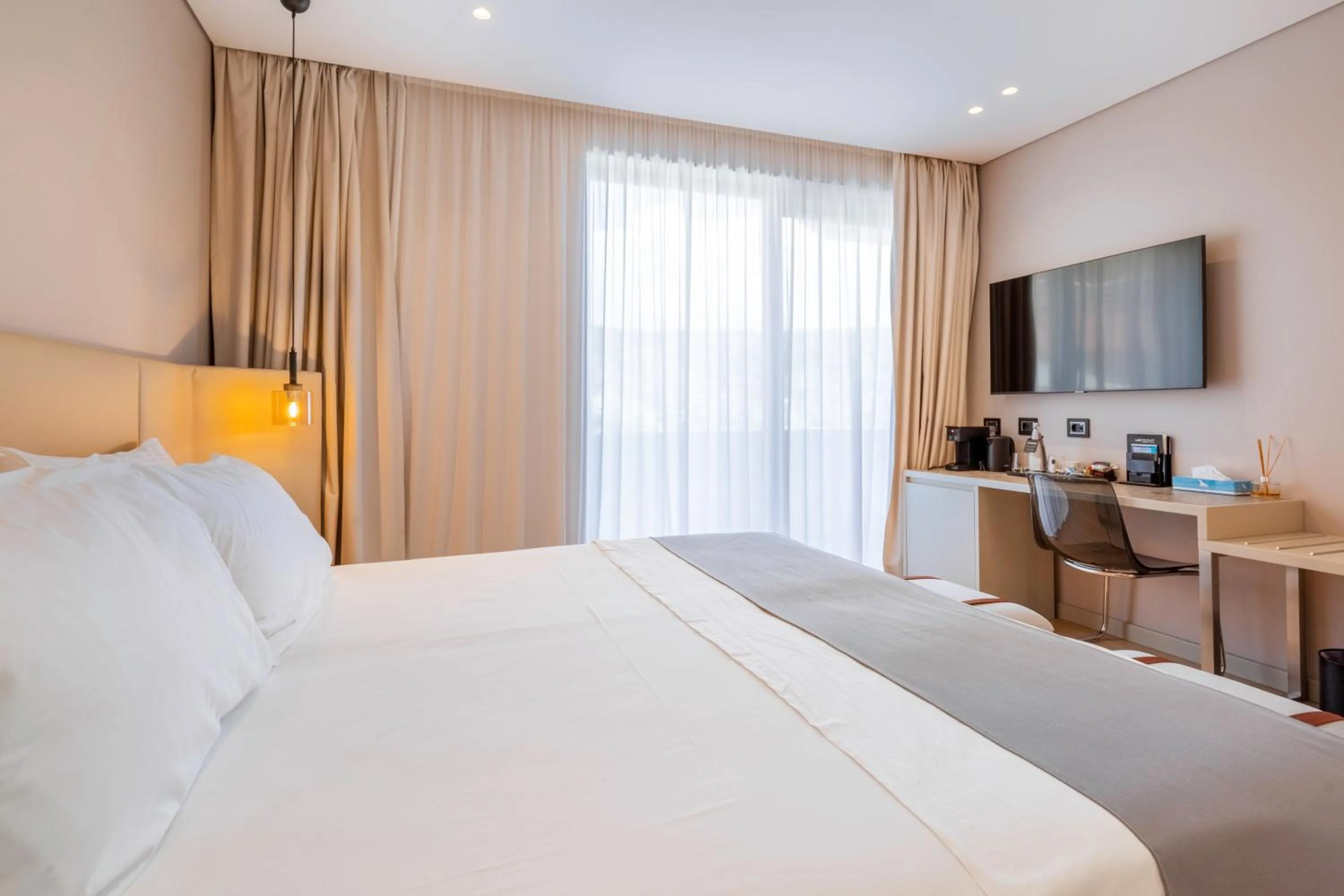 Bedroom, Bed in AL'YACHT Premium Hotel