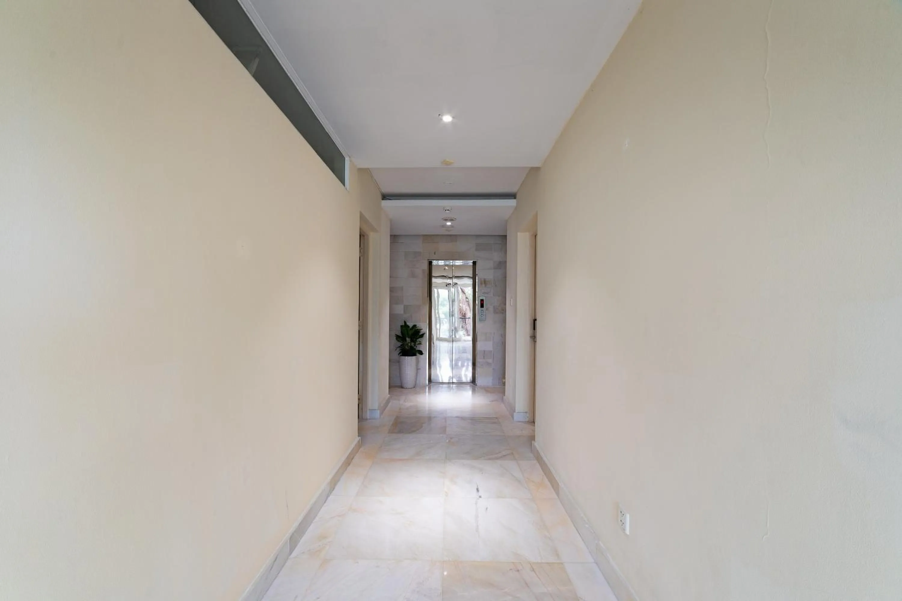 Property building in Collection O Sunshine Garden Hotel