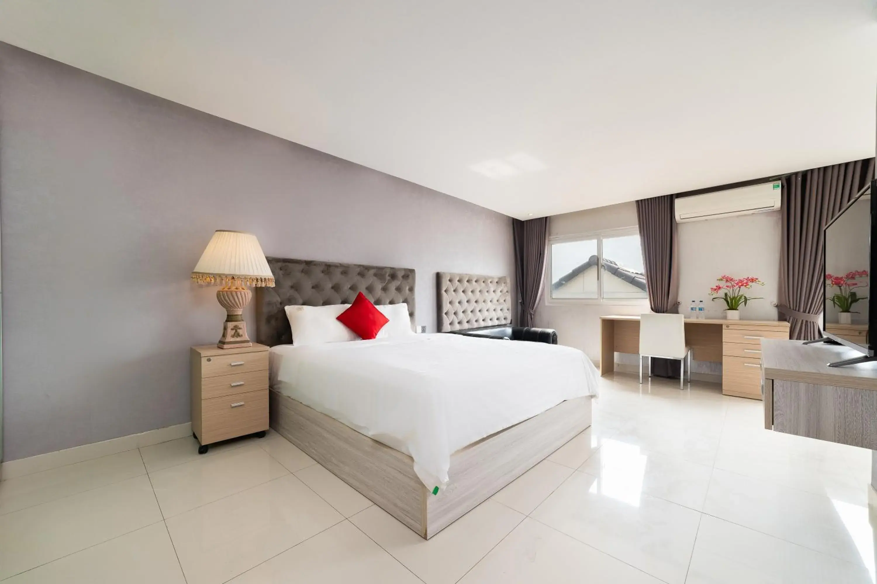 Studio Apartment in Collection O Sunshine Garden Hotel Studio Apartment in Collection O Sunshine Garden Hotel