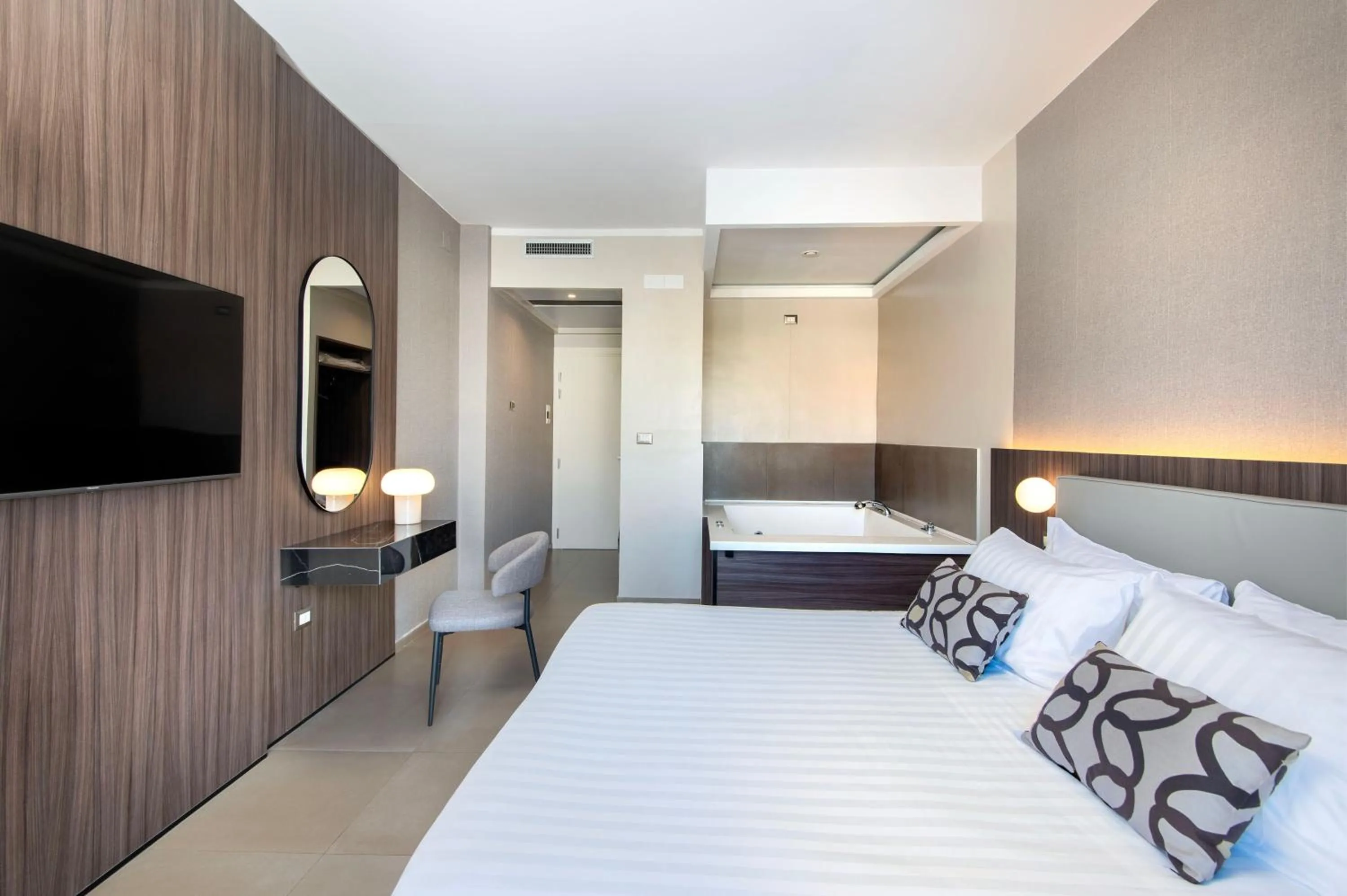 Bedroom, Bed in Hotel Europa